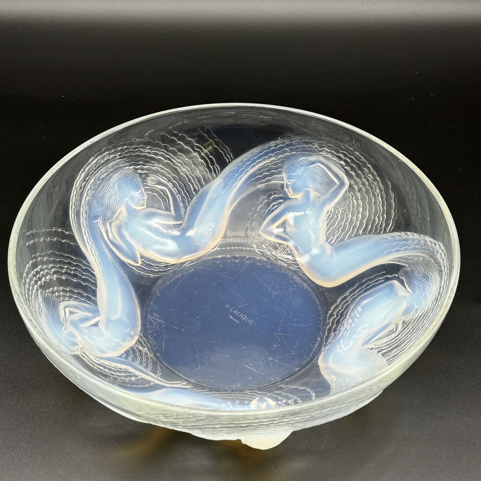 A R.Lalique Calypso Bowl In Opalescent Glass