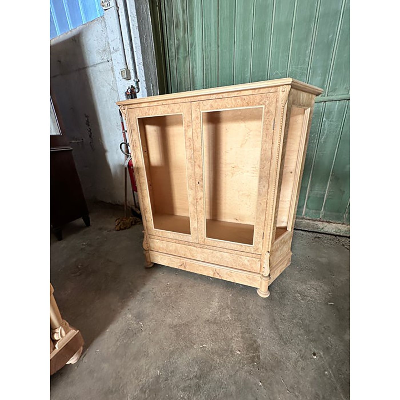 Italian Natural Cabinet With Briar Drawer photo Furniture