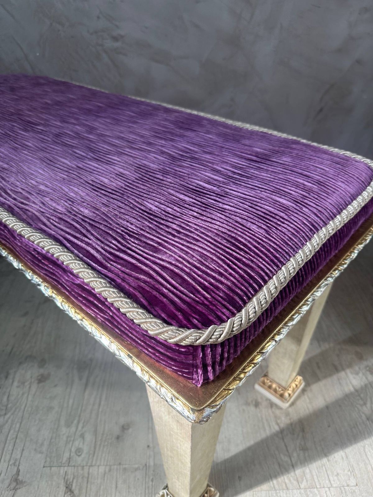 photo furniture Louis XIV Style Bench, 1980s, Vintage