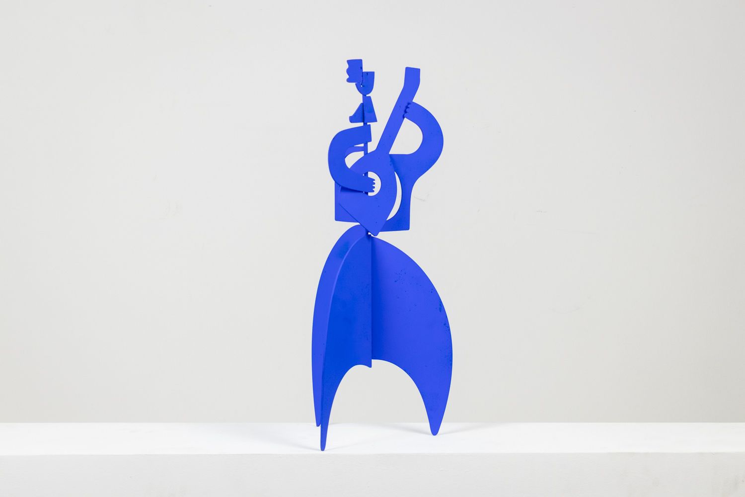 Antonine De Saint Pierre. “Mr Guitare” Sculpture. Contemporary. photo vinterior