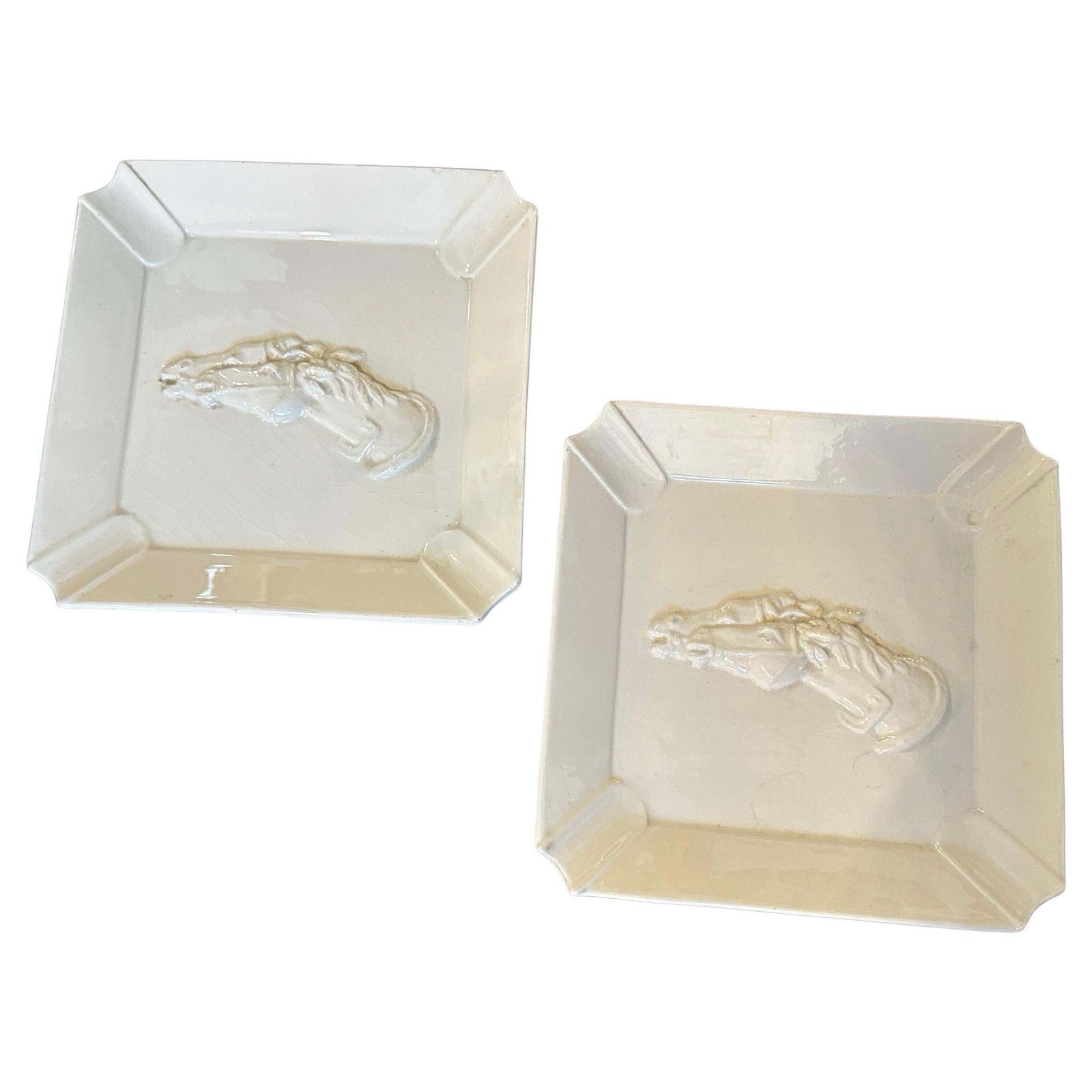 Set Of Two 1980s White Porcelain Horse Ashtrays By Gucci Firenze