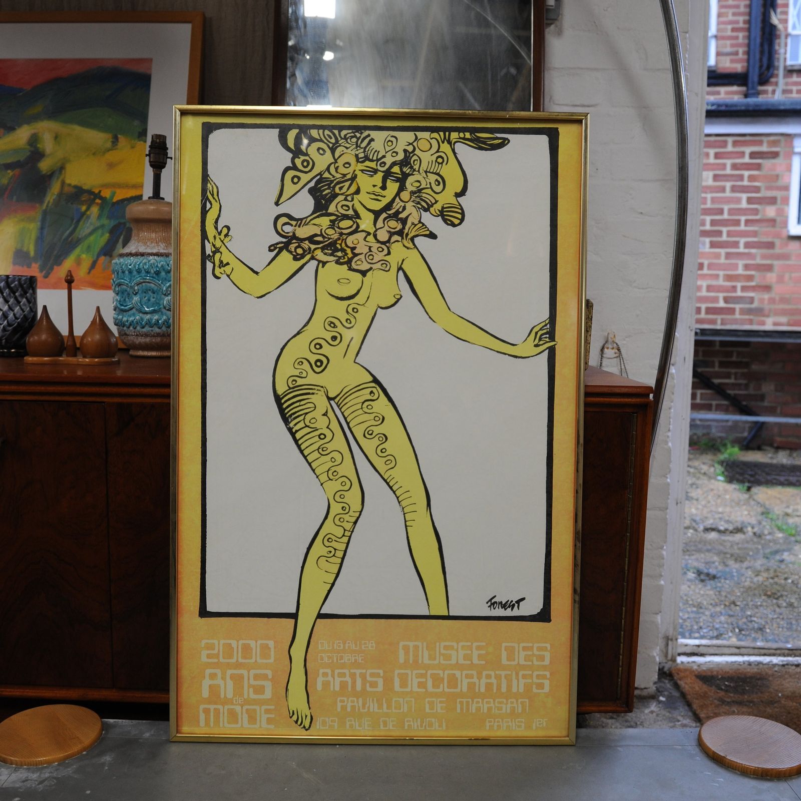 Framed Poster Of The Exhibition ''2000 Years Of Fashion'' From 13 To 28 October 1971 At The Museum Of Decorative Arts In Paris photo Art