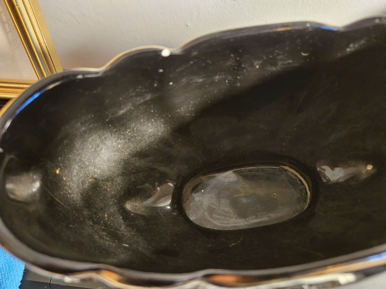 Impressive Art Deco Black Scalloped Mantle Vase With Gold Trim By Sadler photo vintage