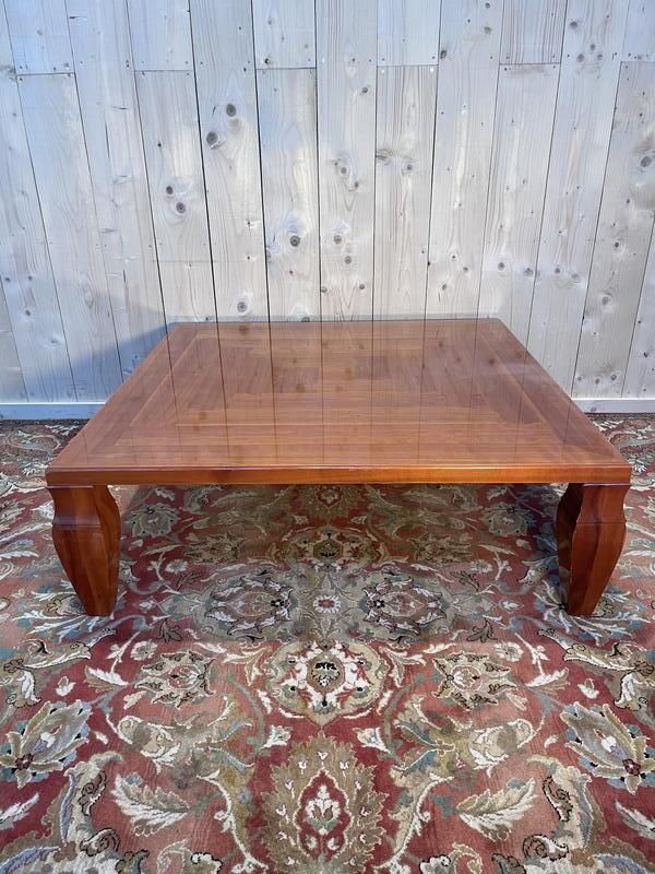 Table Basse En Merisier Léon Krier Pour Giorgetti photo vinterior