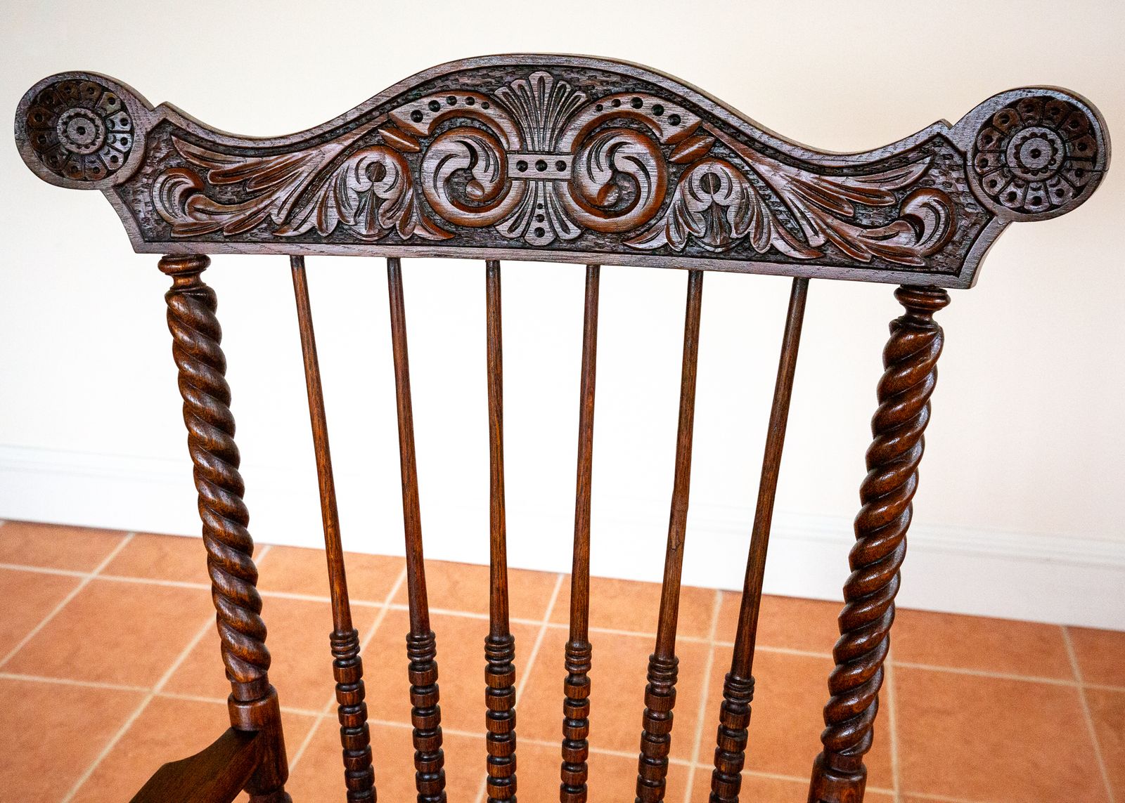 Impressive Antique Oak Windsor Chair Country House Statement Fan Back Fireside Grandfather Armchair Ornate Decorative Carver Hall Throne Chair photo furniture
