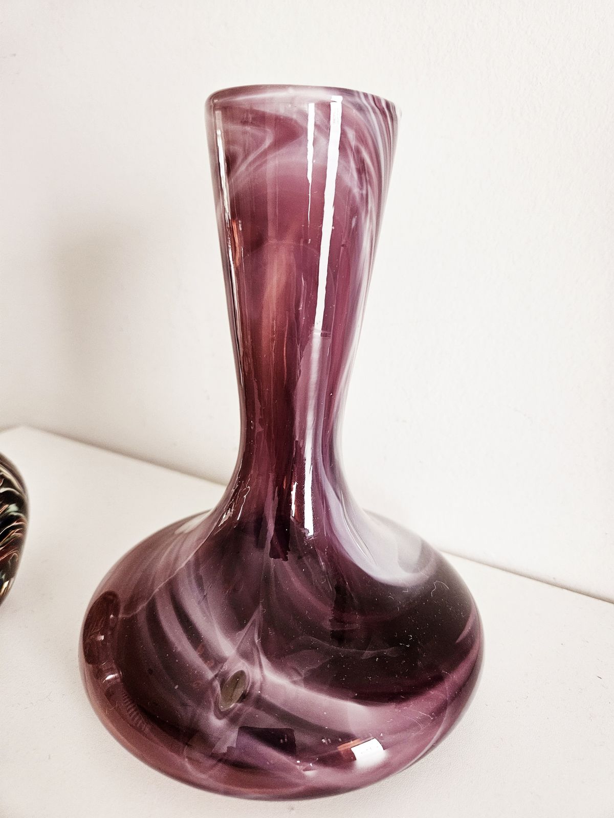Beautiful Murano Style Glass Vase With Swirled Marbling Effect In Plum Tones
