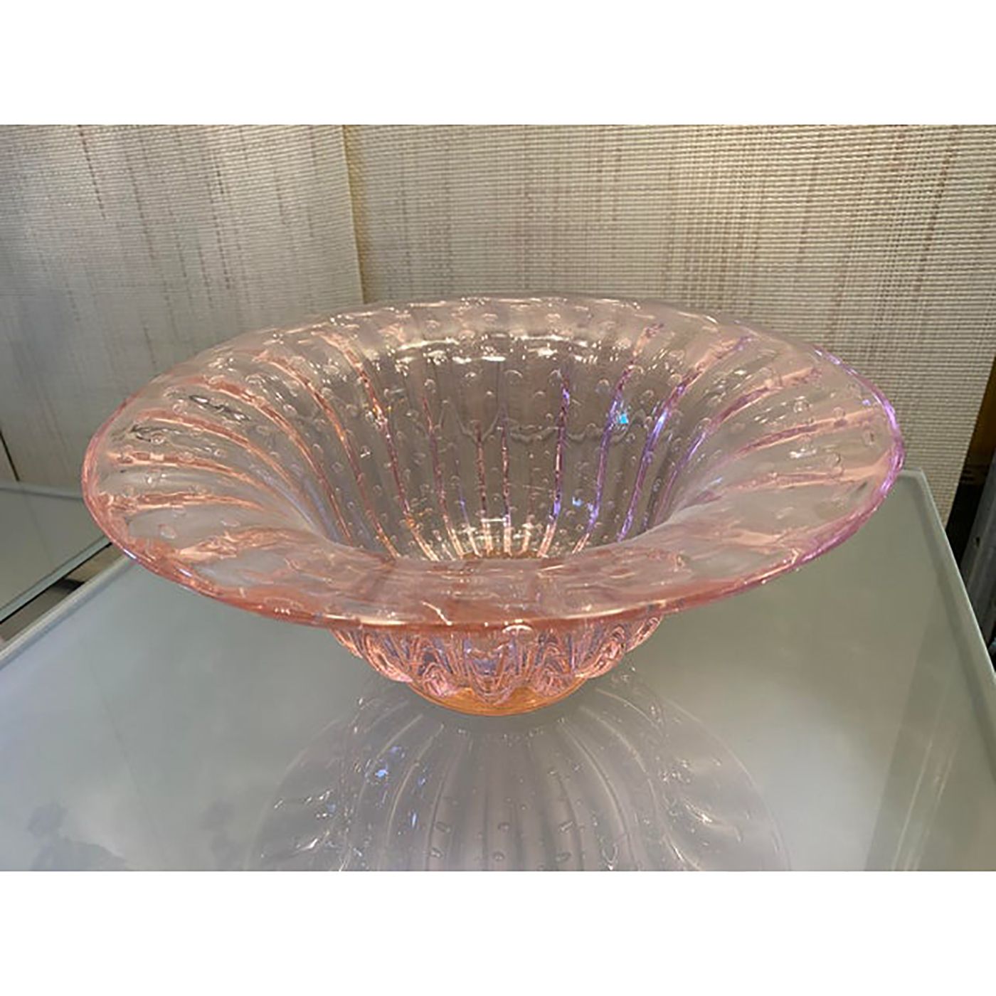 Murano Style Glass Pink Vase With Gold And Bubble Air Round Shape photo Lighting