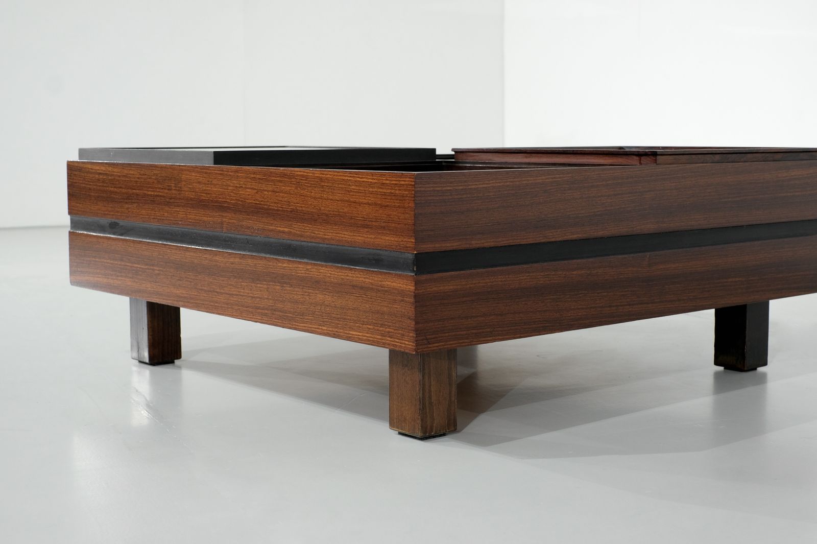 Coffee Table By Carlo Hauner For Forma Italy 1960's. photo vinterior