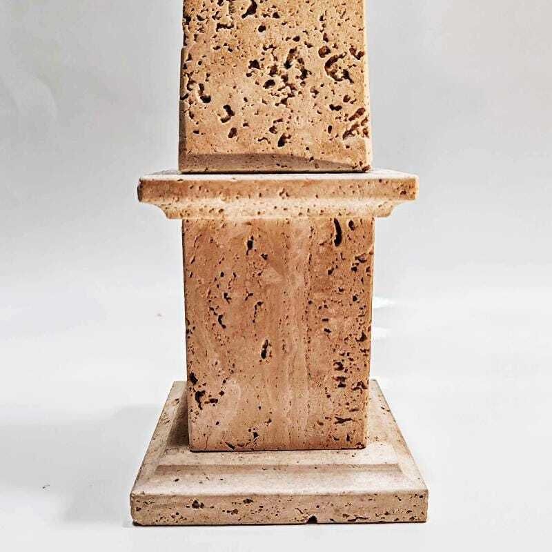 1960s Stunning Pair Of Large Obelisks In Hand Carved Italian Travertine. Made In Italy   50 Cm H   19.68 H Inches. photo vinterior