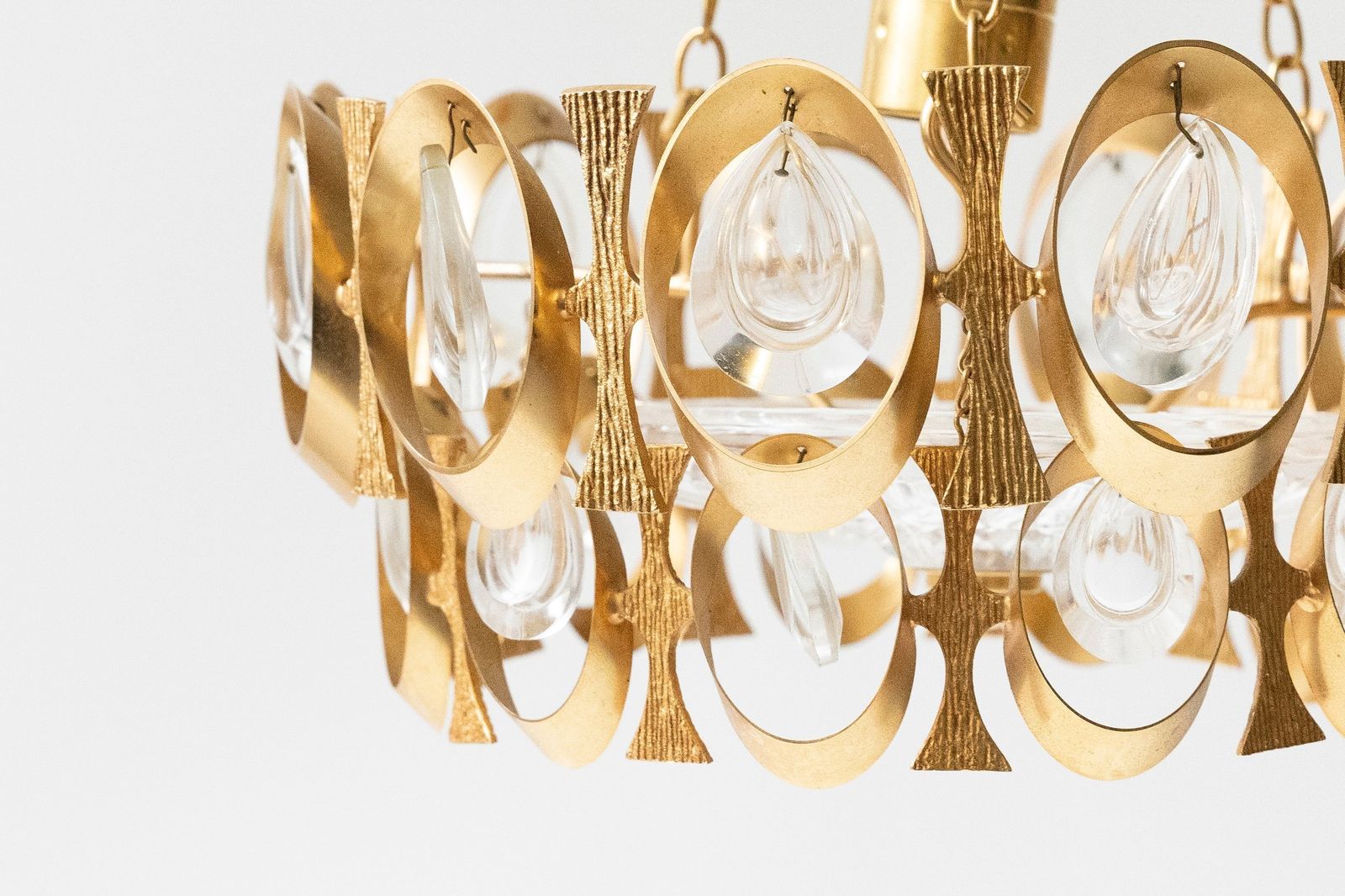 Unique 20th Century Chandelier In Gilded Metal And Glass, French Design photo 995.0