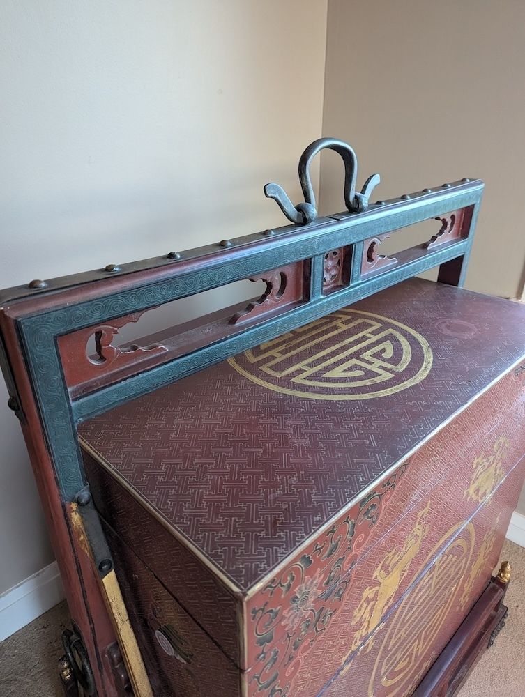 Newly Reduced Stunning Pair Of Gilded And Hand Painted Chinese Wedding Dowry Chests photo 800.0