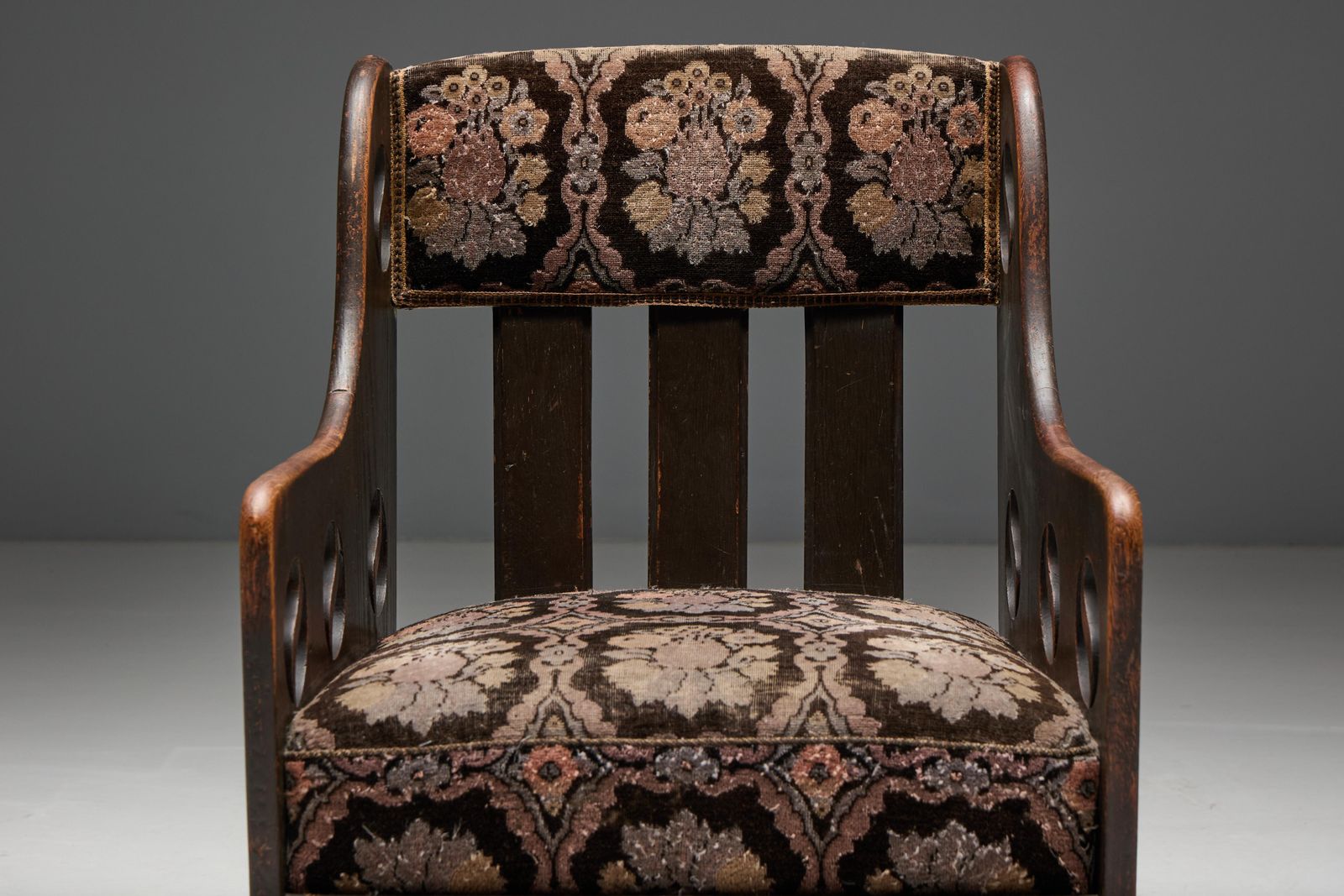 Arts And Crafts Oak Armchair, Uk, 1900s photo Furniture