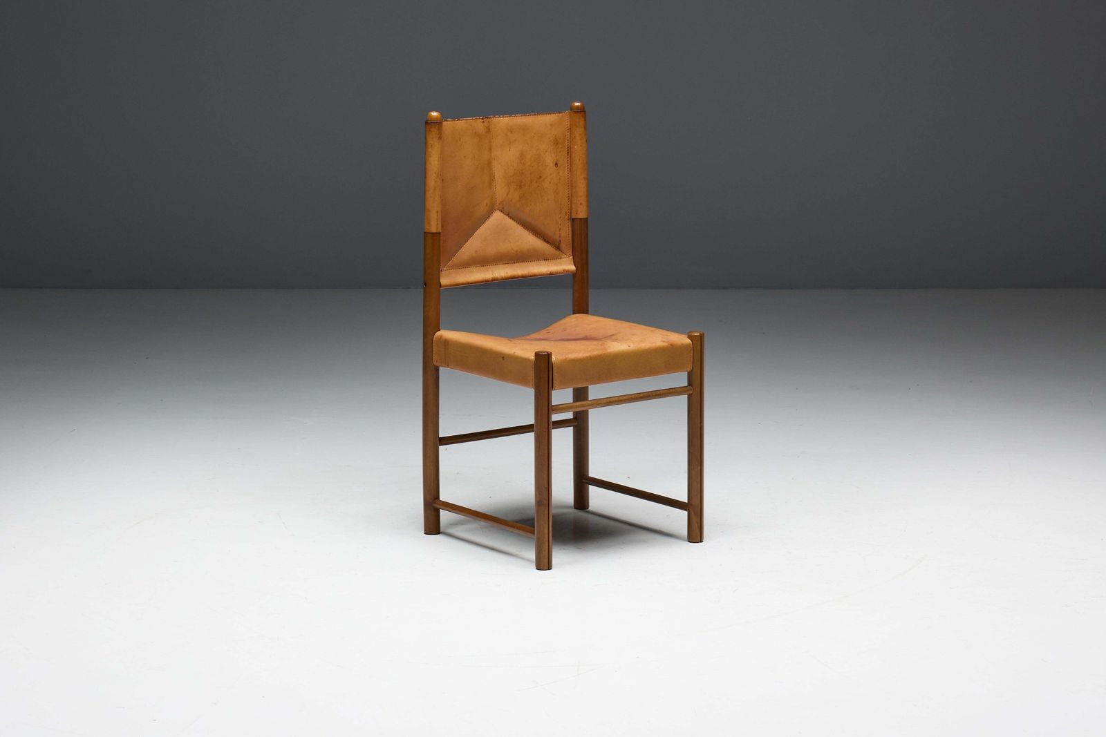 Cognac Leather Dining Chairs, Italy, 1960s photo vinterior