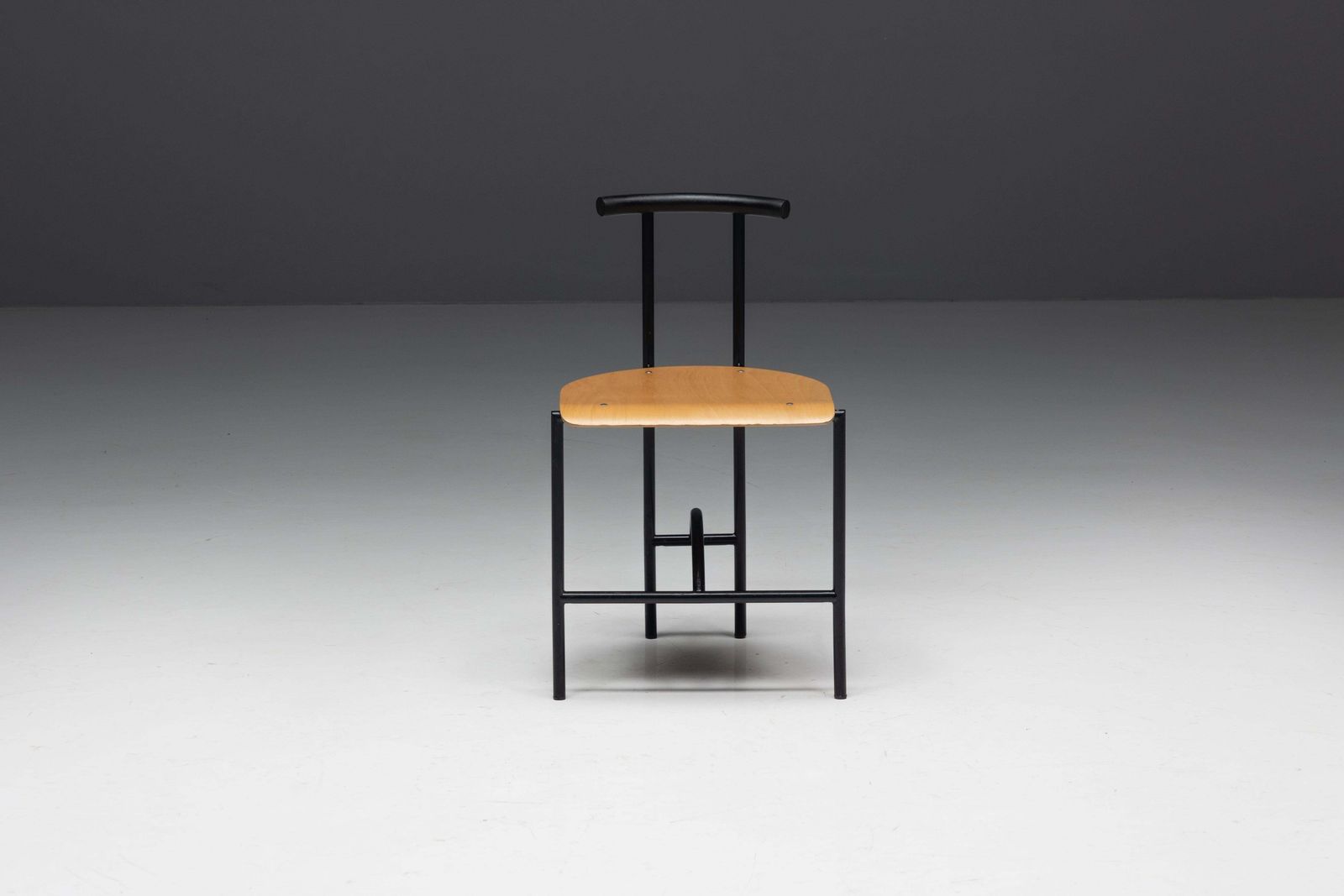 photo vinterior Postmodern "Tokyo" Dining Chairs By Rodney Kinsman For Bieffeplast, Italy, 1980s