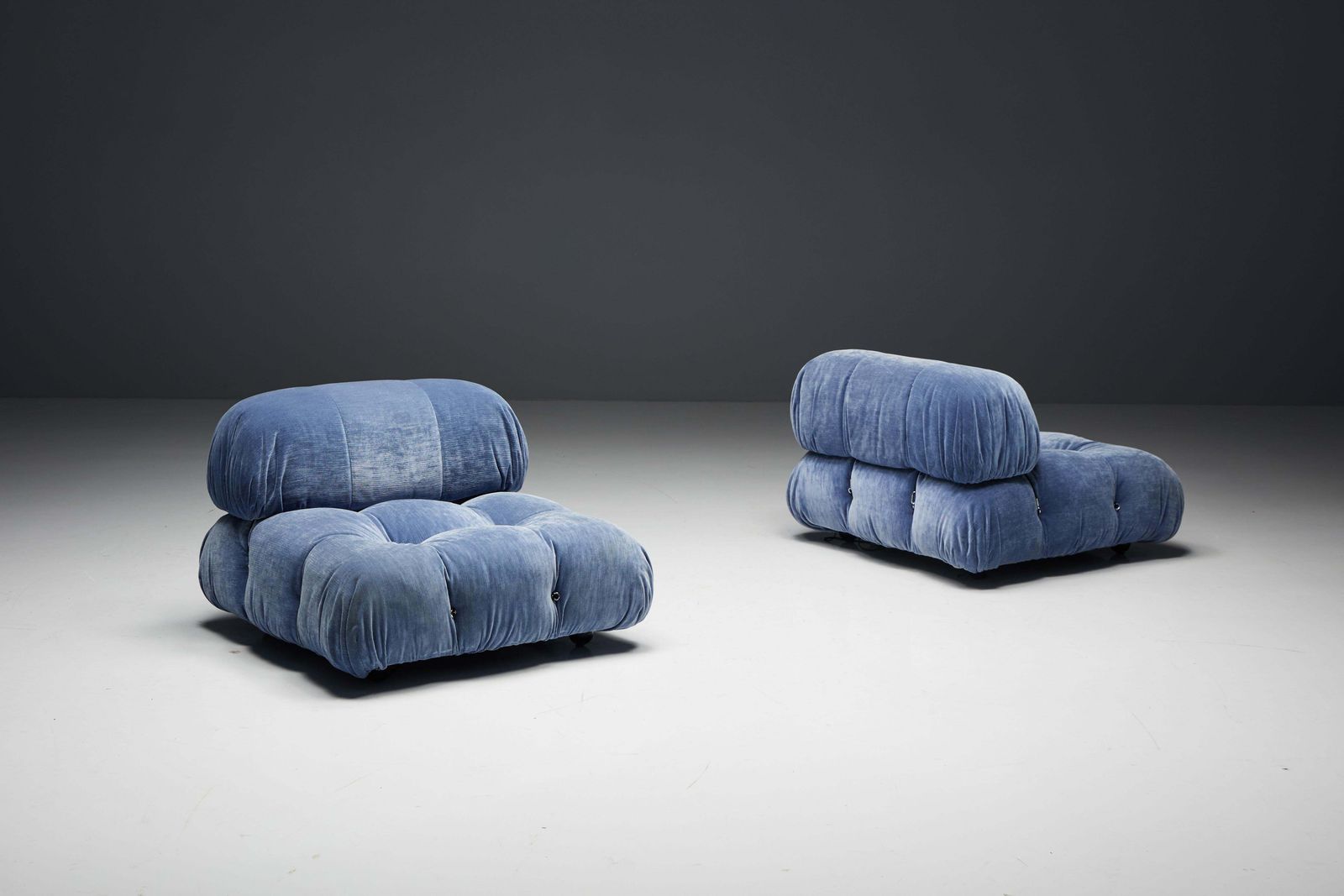 photo vinterior Blue Velvet Camaleonda Sofa By Mario Bellini For B&B Italia, Italy, 1970s