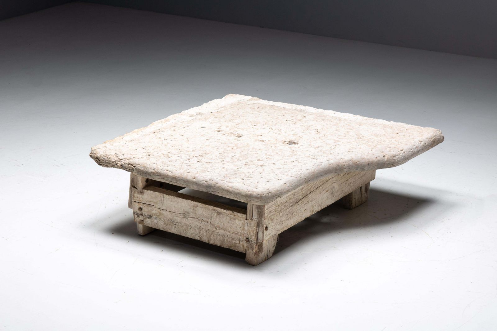 photo vinterior Robust Farm Stone Coffee Tables, Italy, 19th Century
