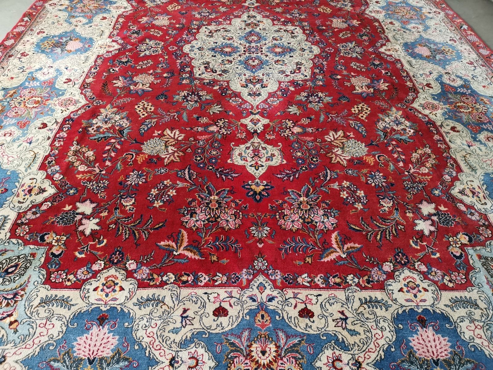 Palatial Grand Vintage Hand Knotted Wool Rug (470 X 330 Cm) photo buy
