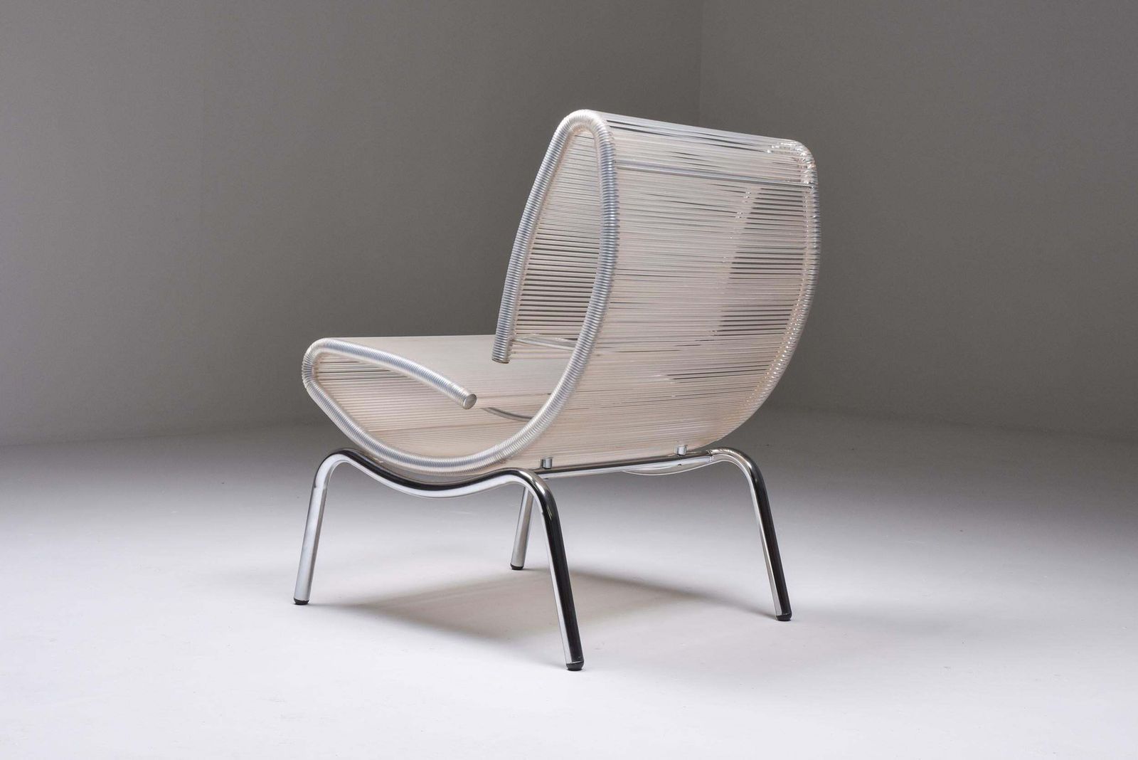 photo furniture Post Modern Pair Of Easy Chairs In Chrome & Plastic Wire, 1960s