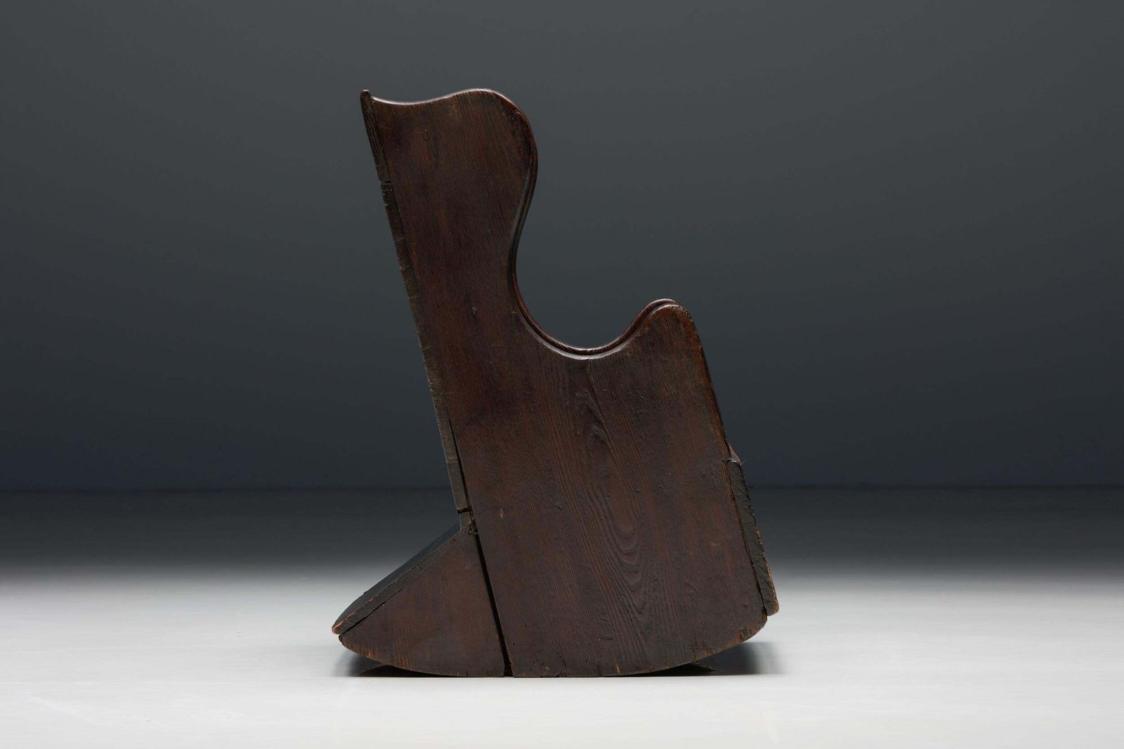 Curved Children's Rocking Chair, France, 19th Century photo vinterior