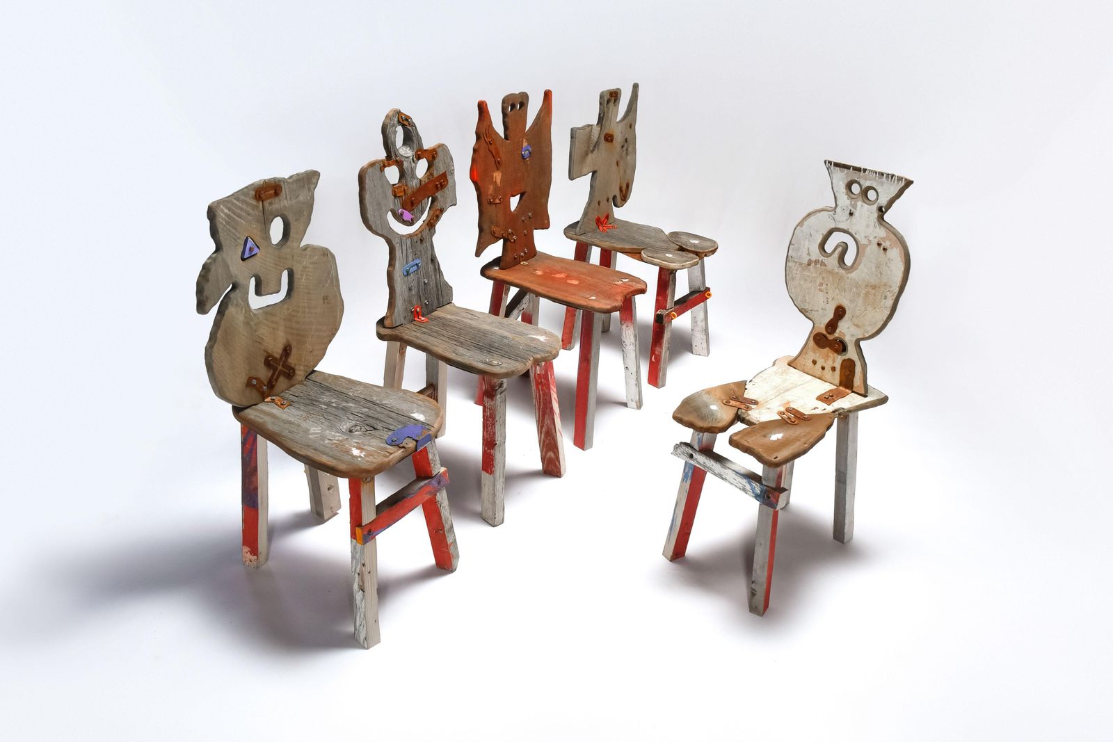 photo buy Folks 31 Chair By Serban Ionescu, 2021