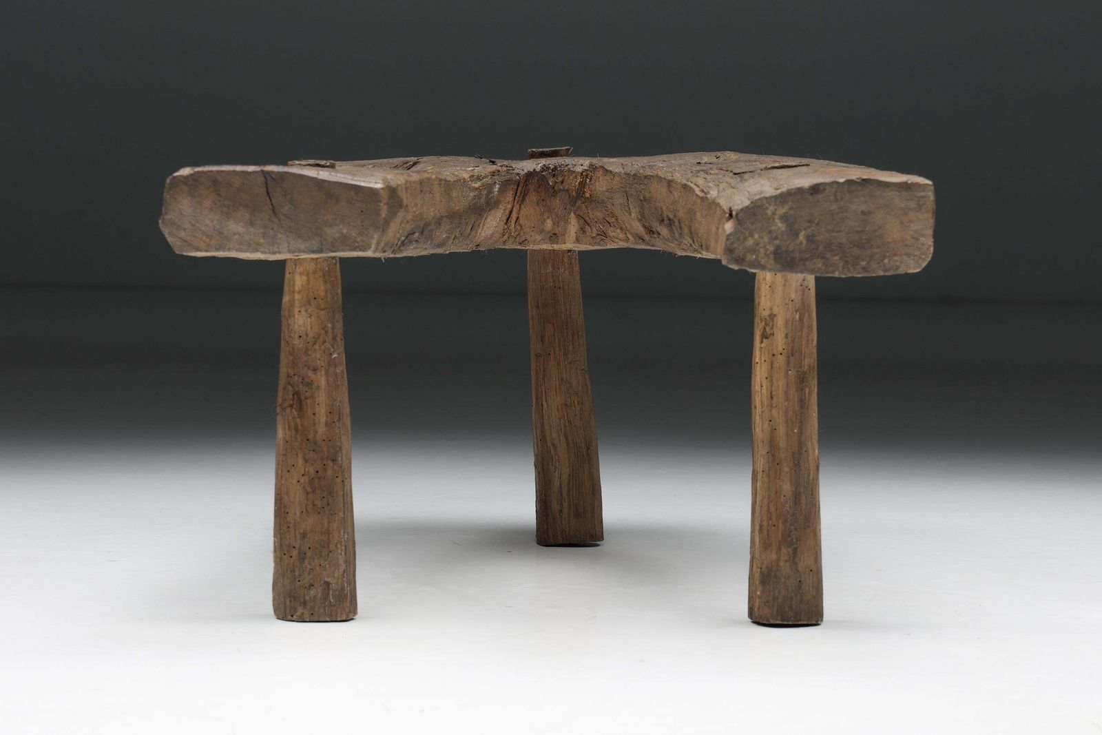 Wabi Sabi Rustic Tripod Stool, Side Table, Auvergne, France, Circa 1900 photo vinterior