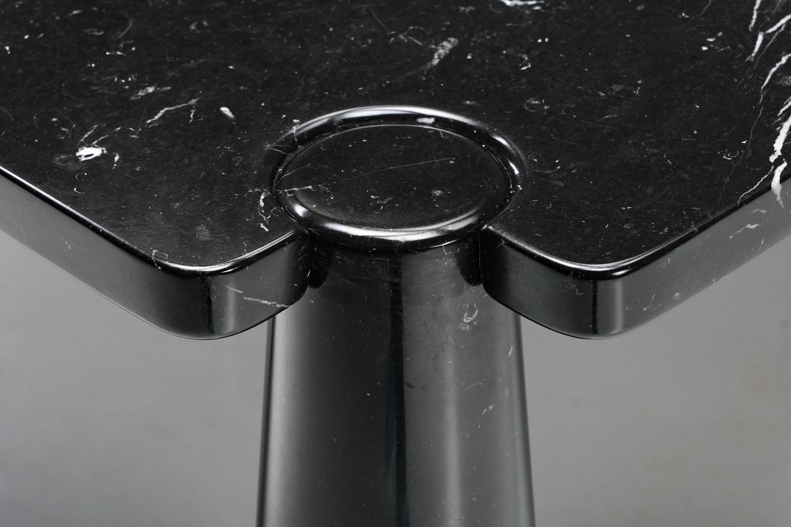 Mangiarotti 'Eros' Square Marble Dining Table, Italy, Post Modern, 1970's photo vintage