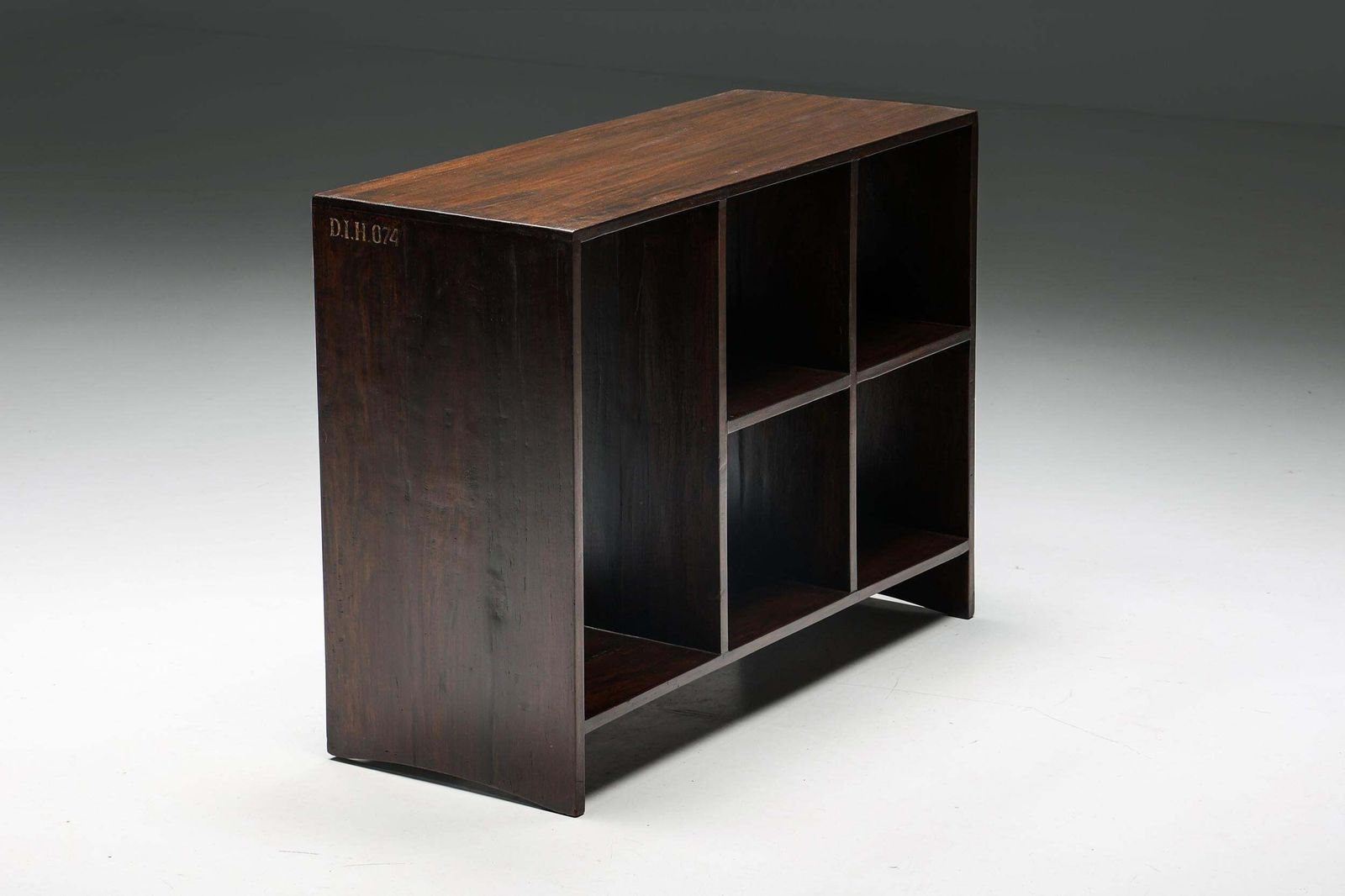 File Rack By Pierre Jeanneret, Low Cupboard, D.I.H. 074, Chandigarh, 1957 58 photo Furniture