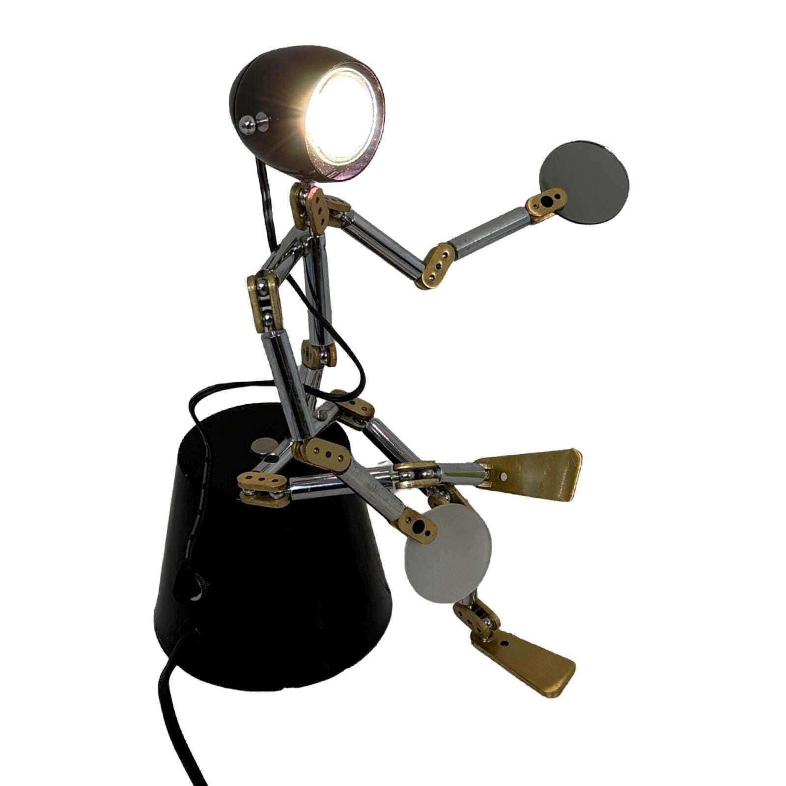 Sun Luen   Table Lamp Model 'Osqar'   Adjustable Figurine On A Round Base   In The Style Of Ygnacia Baranga photo furniture