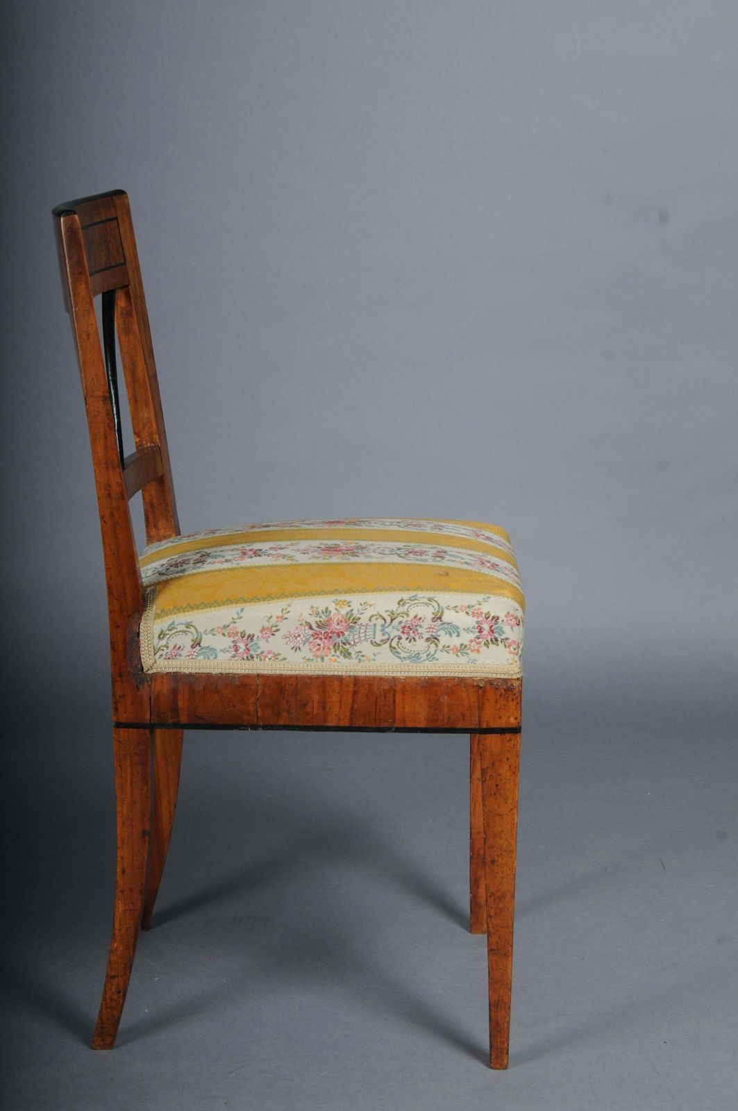 photo buy Set Of 4 Impressive Biedermeier Chairs Made Of Cherry Wood And Ebonized Around 1