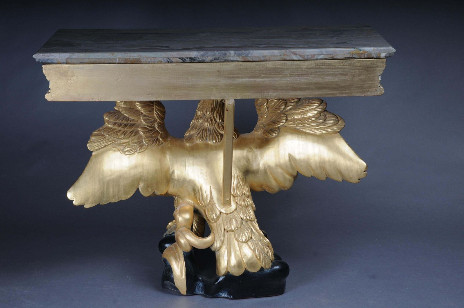 photo vintage Pair Of Magnificent Eagle Consoles Designed By William Kent