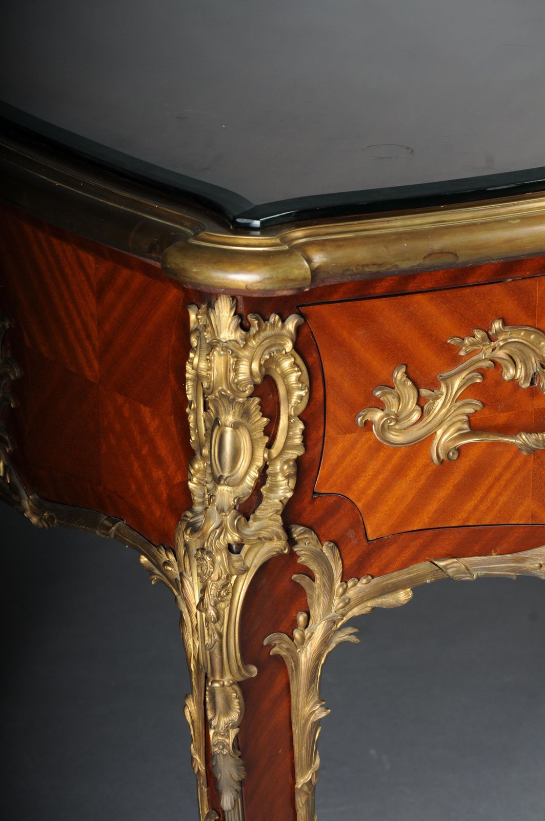 Royal French Bureau Plat In Louis XV Style After Francois Linke, Paris photo vinterior