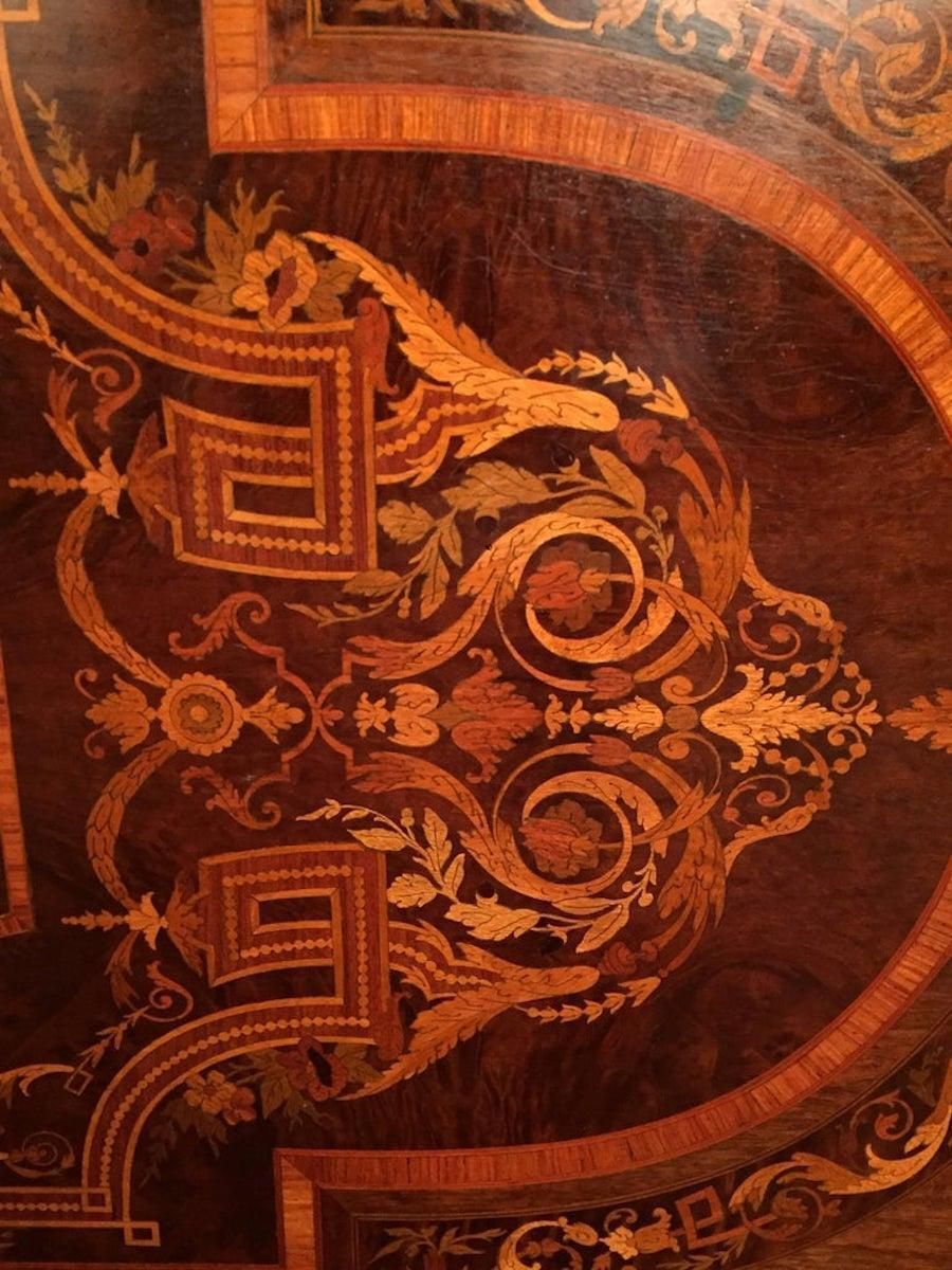 photo furniture 19th Century Marquetry Salon Table Louis XVI With Noble Veneer