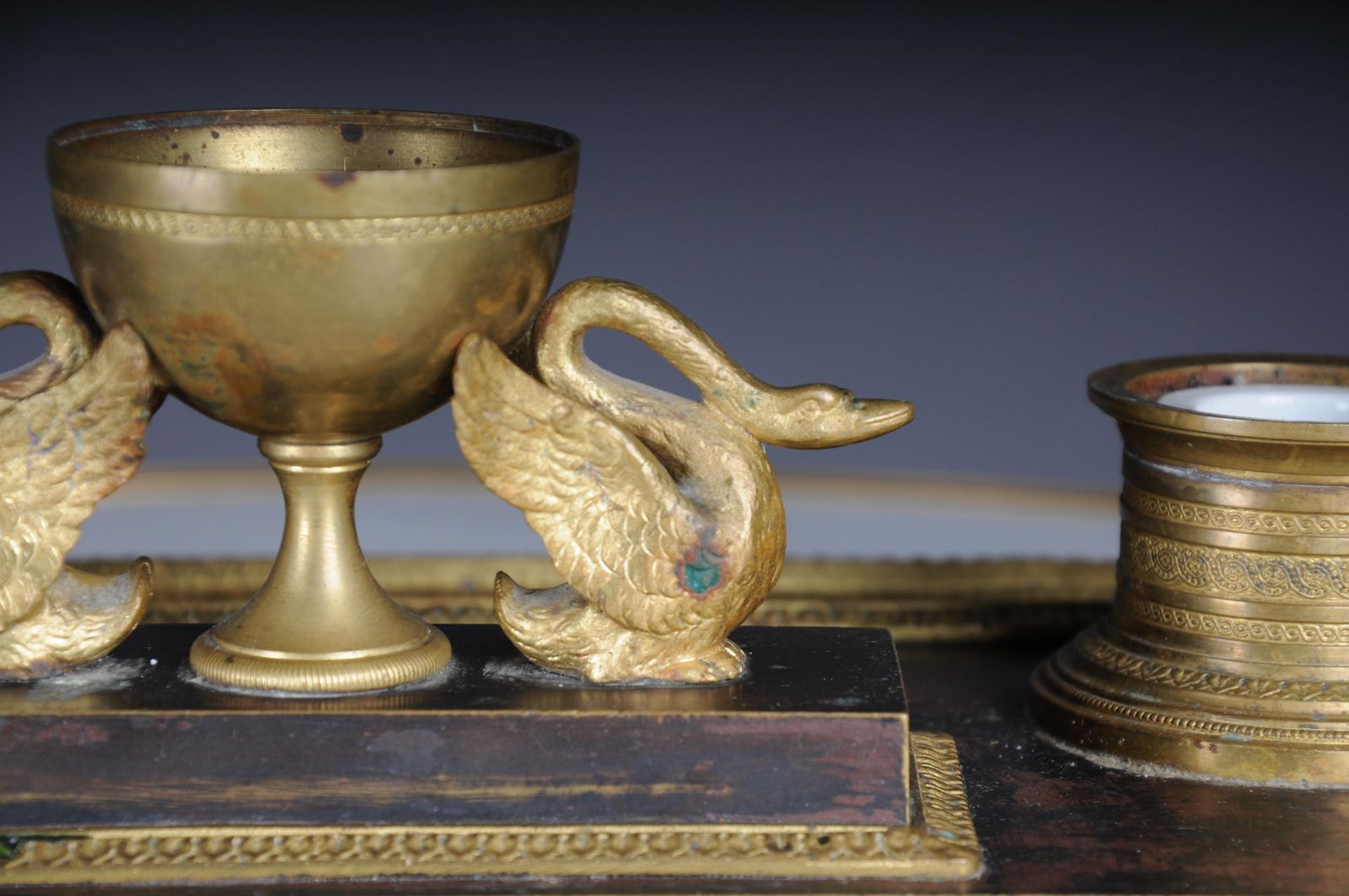 photo vinterior Antique Empire Ink Set, Gold Plated Bronze With Swans, France