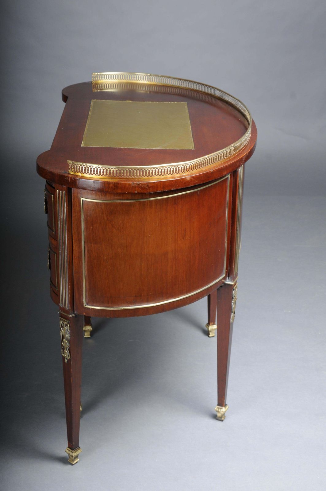 photo vintage Semi Circular Delicate Antique Mahogany Ladies' Desk Louis XVI, Paris 1880