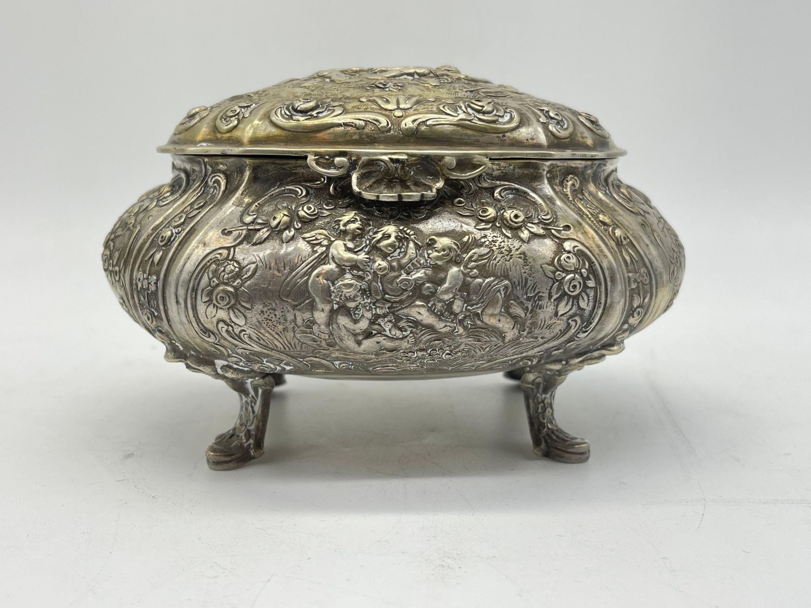 Exclusive Bonboniere / Sugar Lidded Box 800 Silver Germany Gilded, Flowers Putto photo Home Decor