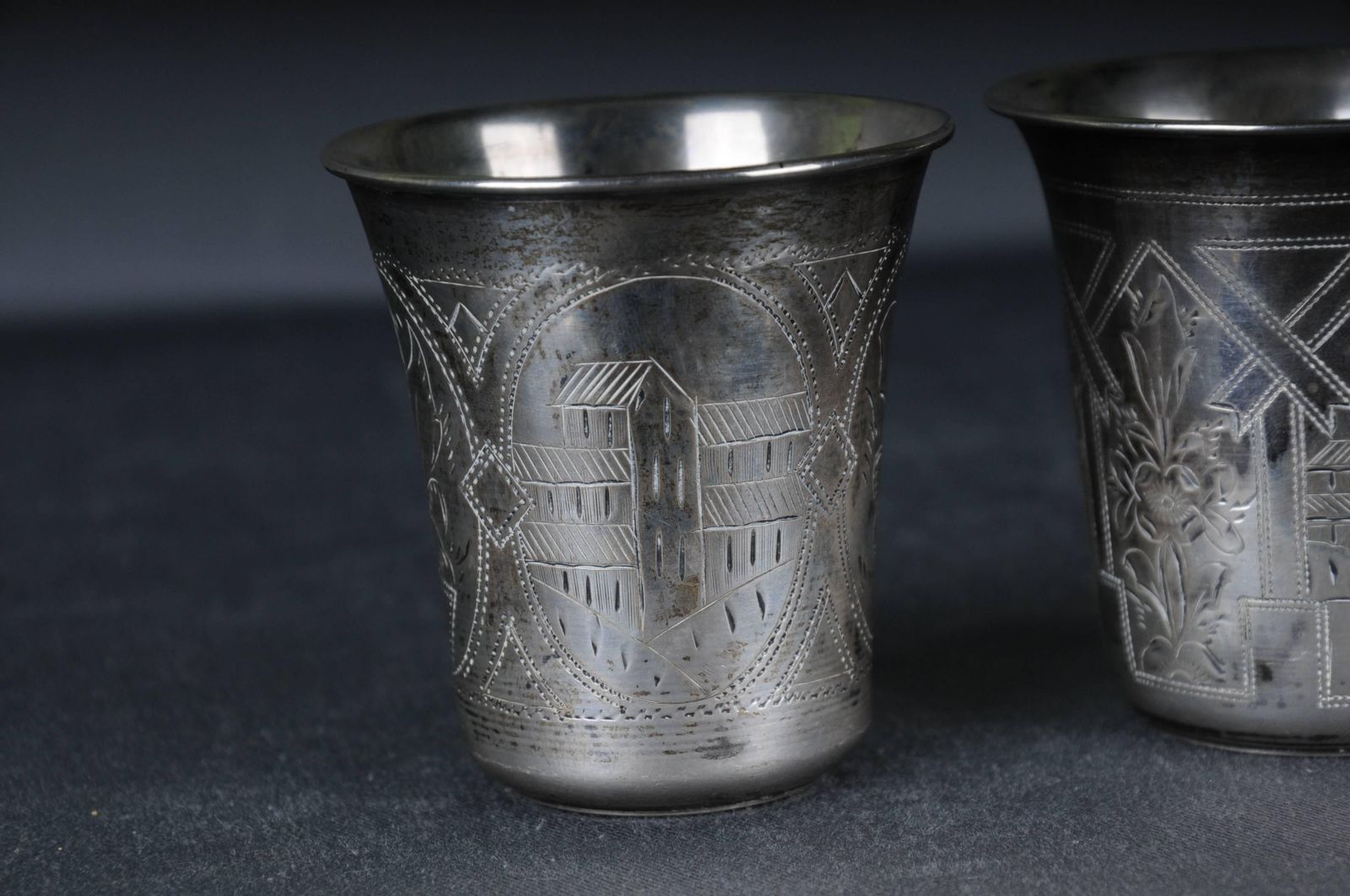 2 Antique Silver Mug 84 Silver Russian Viktor Sawinkow Flowers City 875er Silver photo for sale
