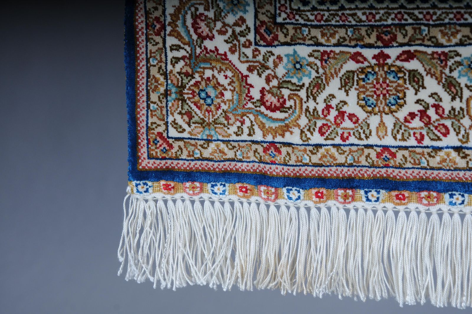 Textiles Anatolian Prayer Rug/Tapestry Cotton/Silk, 20th Century photo