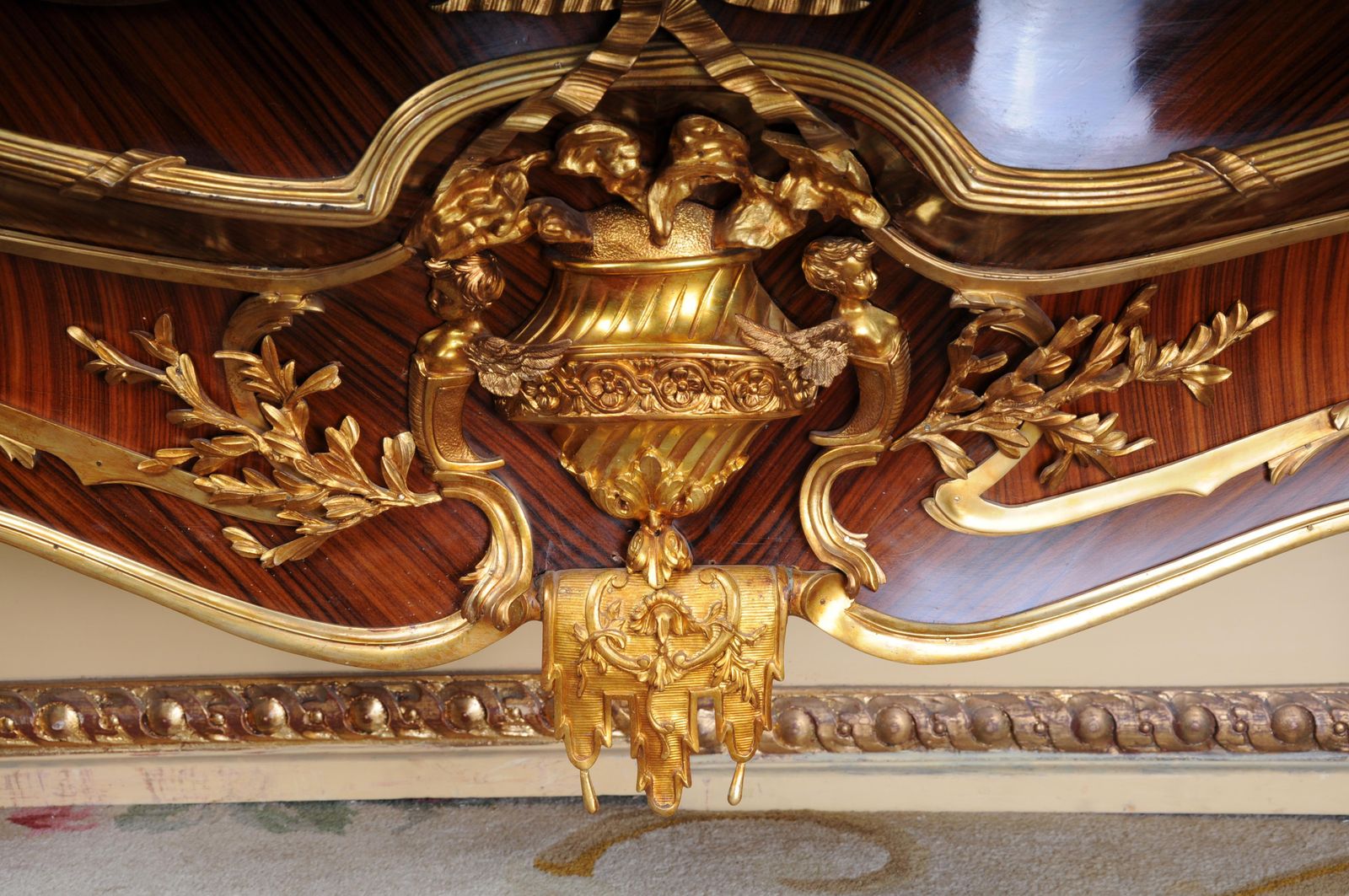 photo vintage Majestic Chest Of Drawers Designed By Francois Linke & Leon Massagé, Paris