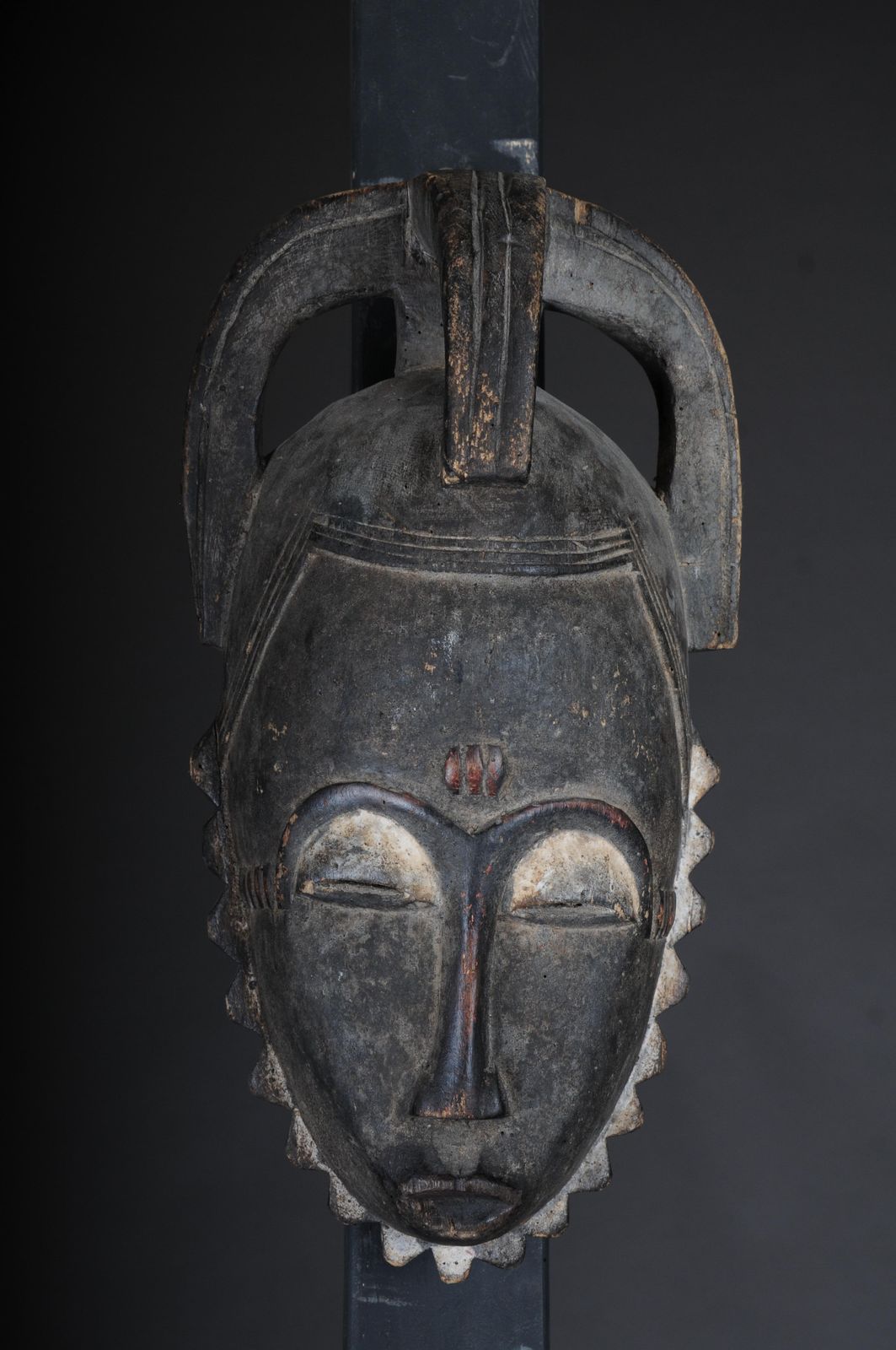 20th Century Antique Carved Wooden Face Mask, African Folk Art. Hangable.Decorat photo furniture