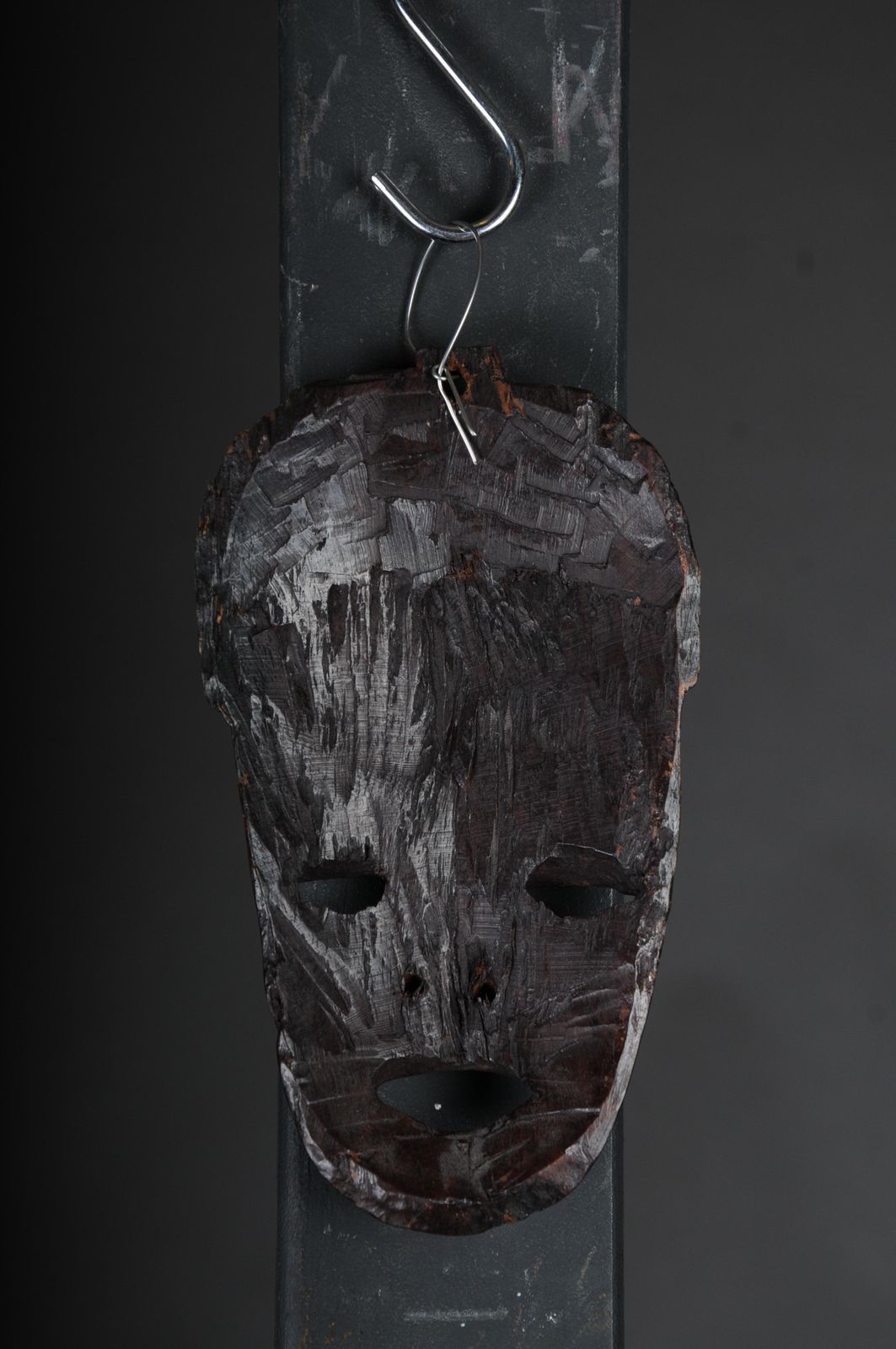 20th Century Antique Carved Wood Mask, African Art photo vinterior