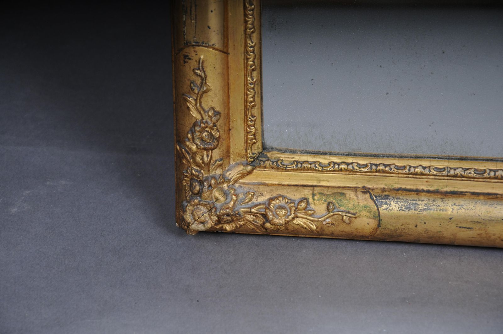 Antique Gold Wall Mirror From 1780 photo vinterior