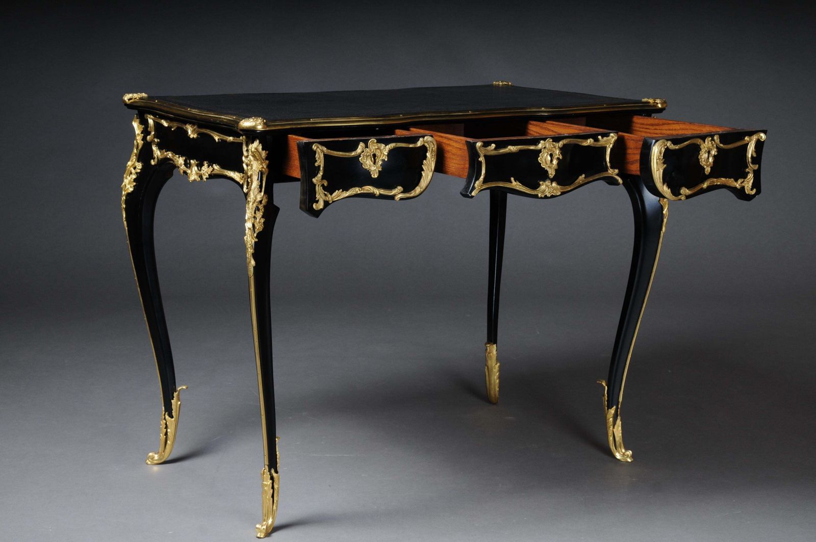 20th Century Elegant Black Bureau Plat / Writing Desk In Louis XV, Beech photo 4055.0