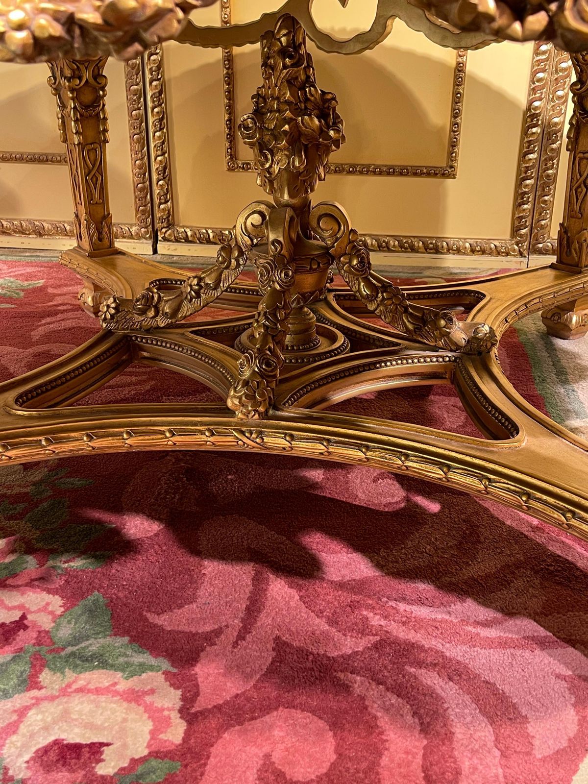 photo furniture Impressive Solid Salon Center Table Louis XV, Beech, Gold