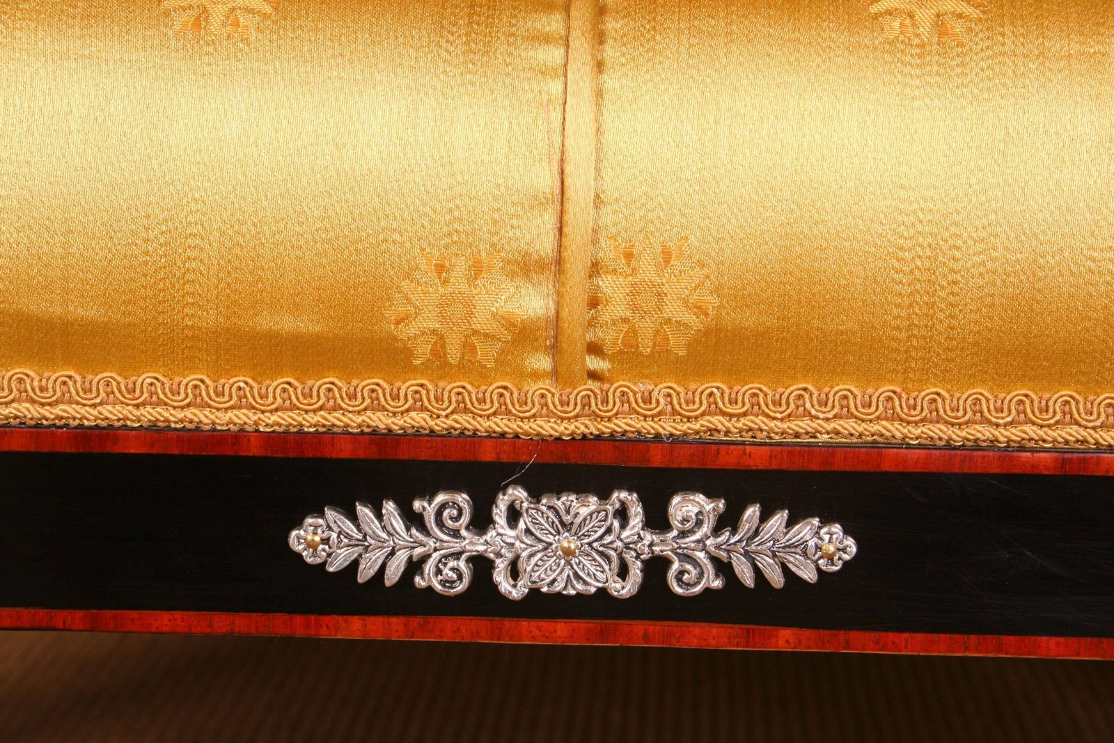 photo furniture 20th Century Empire Style French Garniture Living Room Sets