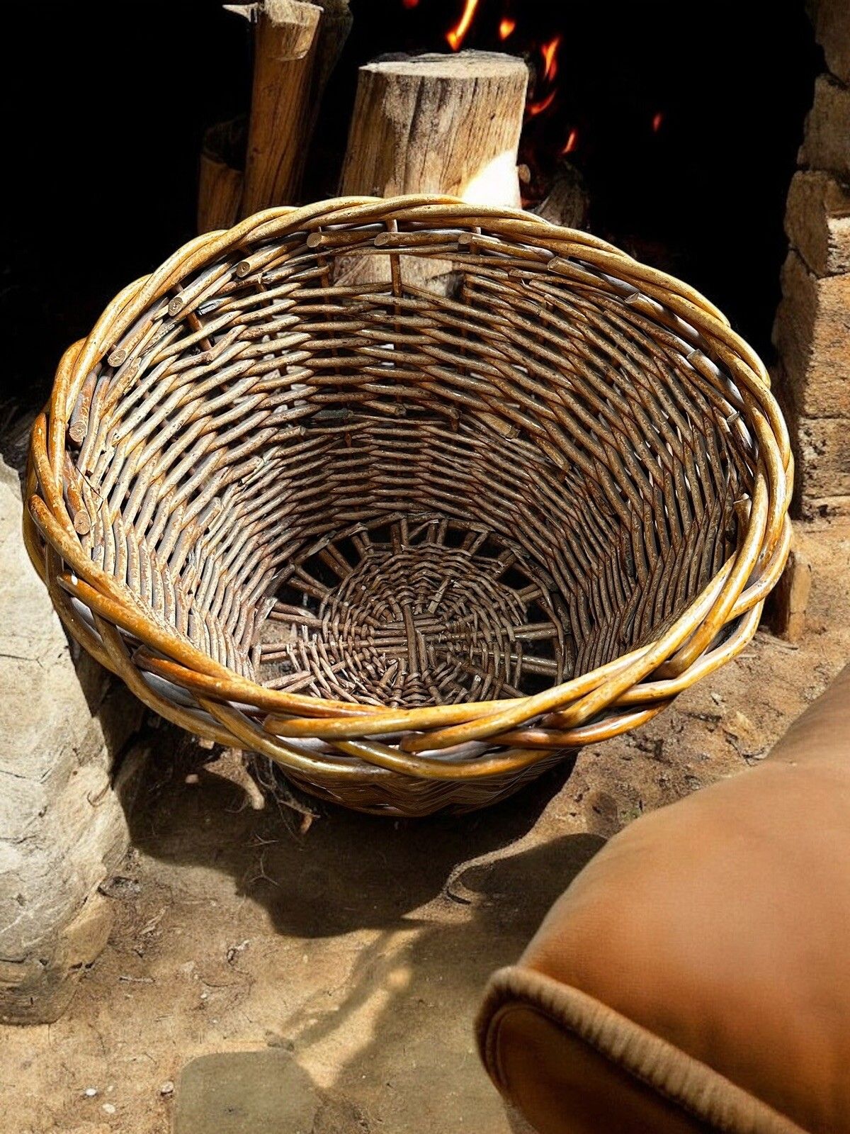 Large Vintage Country House Wicker Log Basket photo Home Decor