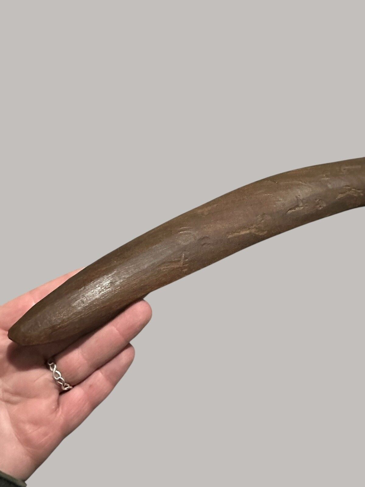 Boomerang Genuine Aboriginal Boomerang Great Footprint Carvings photo Art