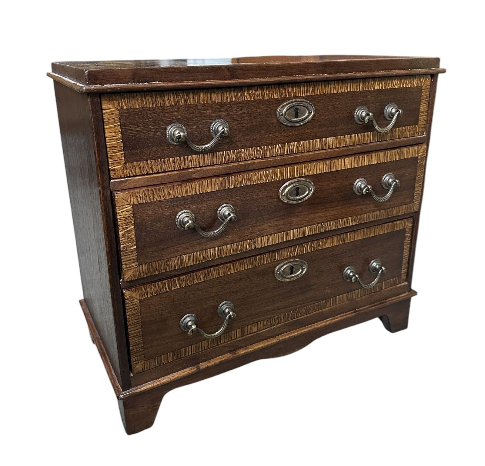 Antique Miniature Apprentice Tabletop Chest Of Drawers Graduated Drawers photo Furniture
