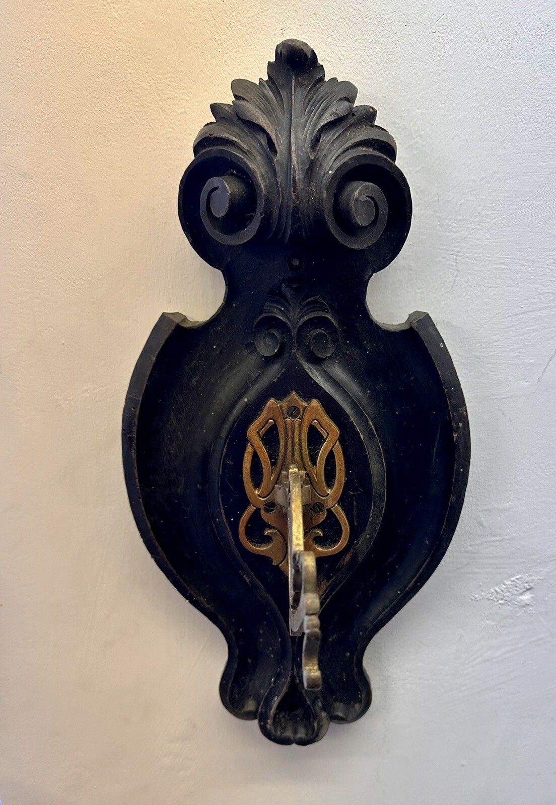 Victorian Antique Wall Hanging Carved Wooden Shield Shape Lantern Holder photo Home Decor