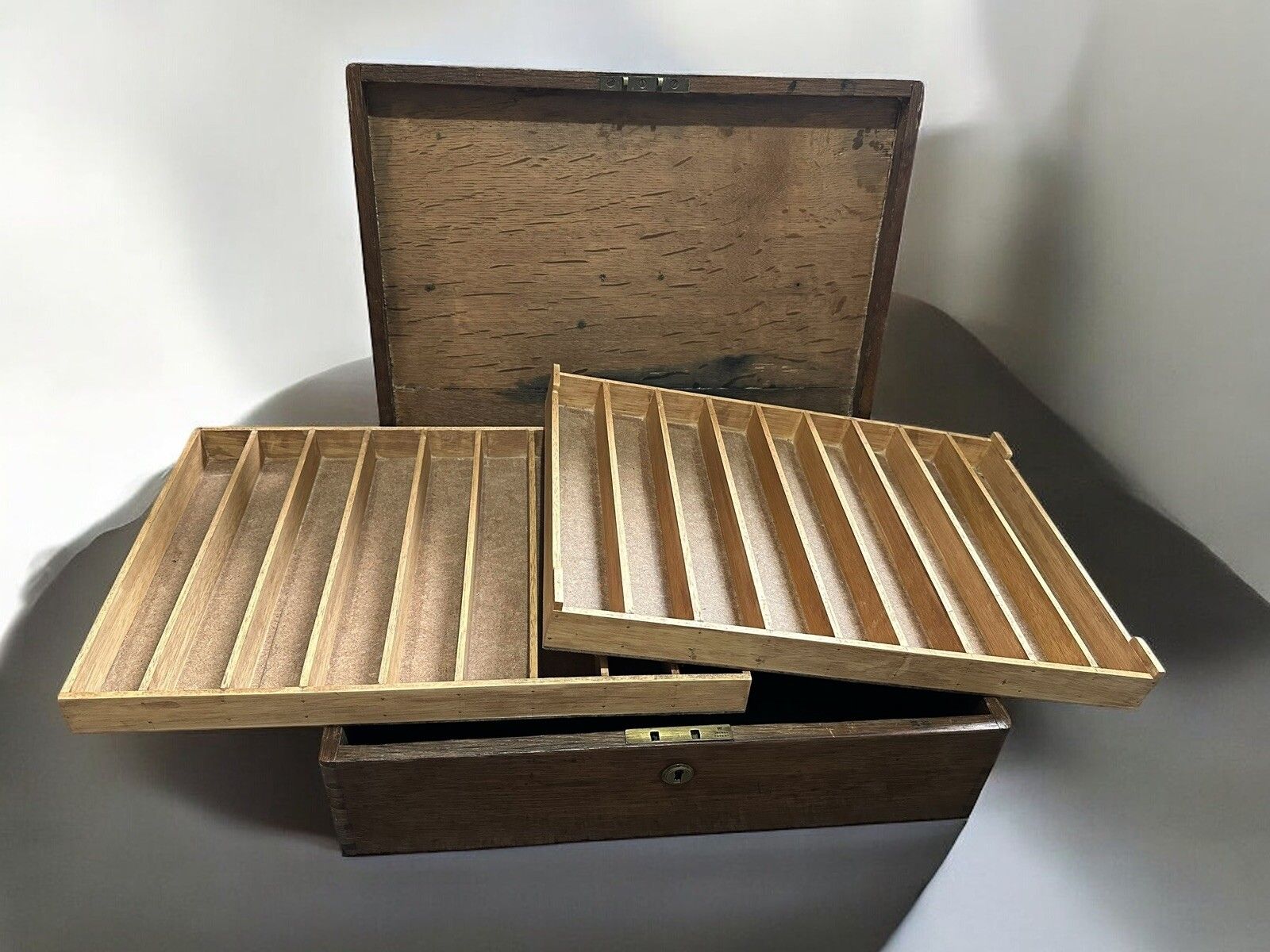 Antique Oak Box With Two Tier Storage Speciman Saleman Artist Etc
