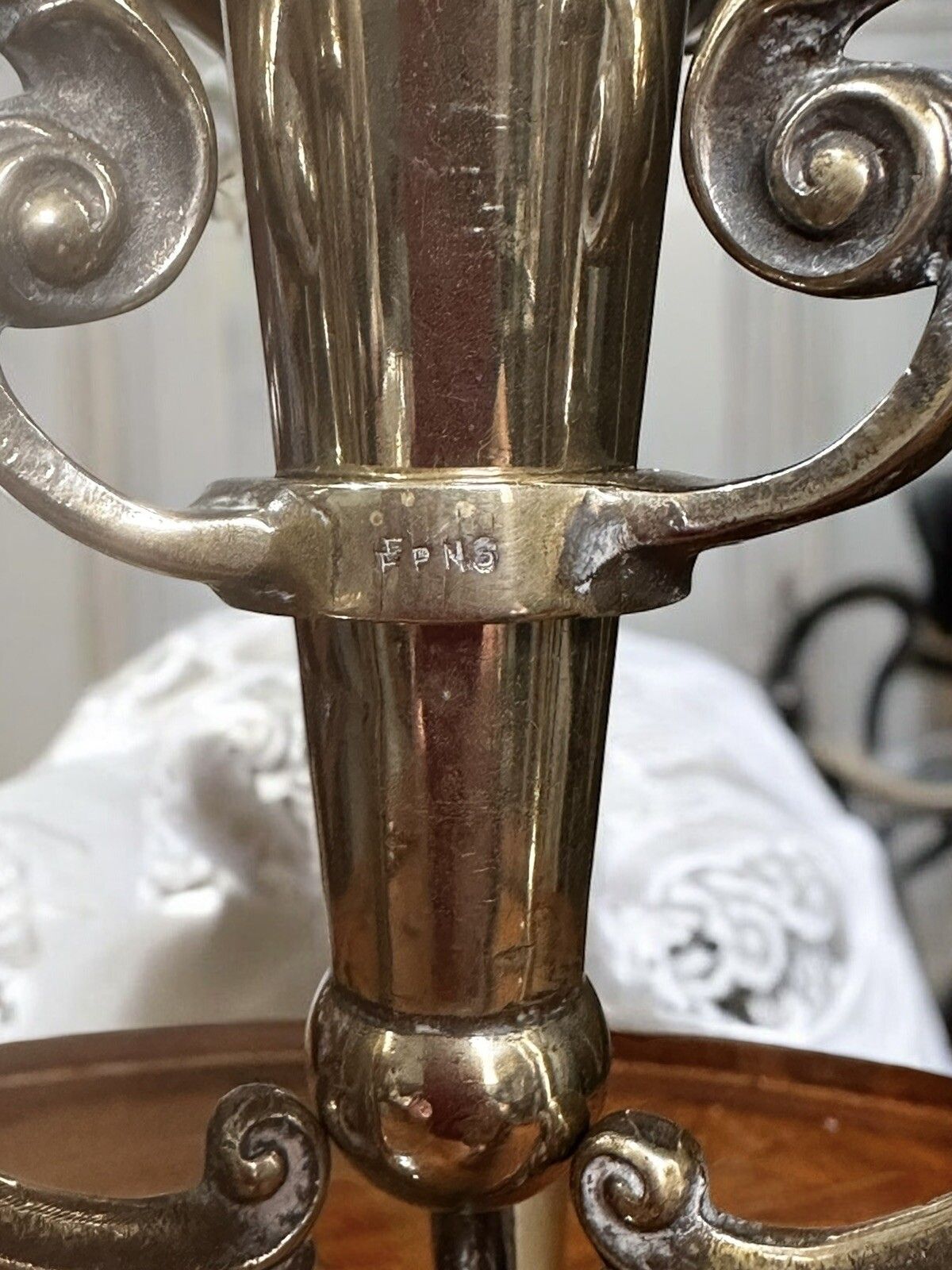 Vintage Silver Plate English Epergnes Tulip 4 Vases photo 120.0
